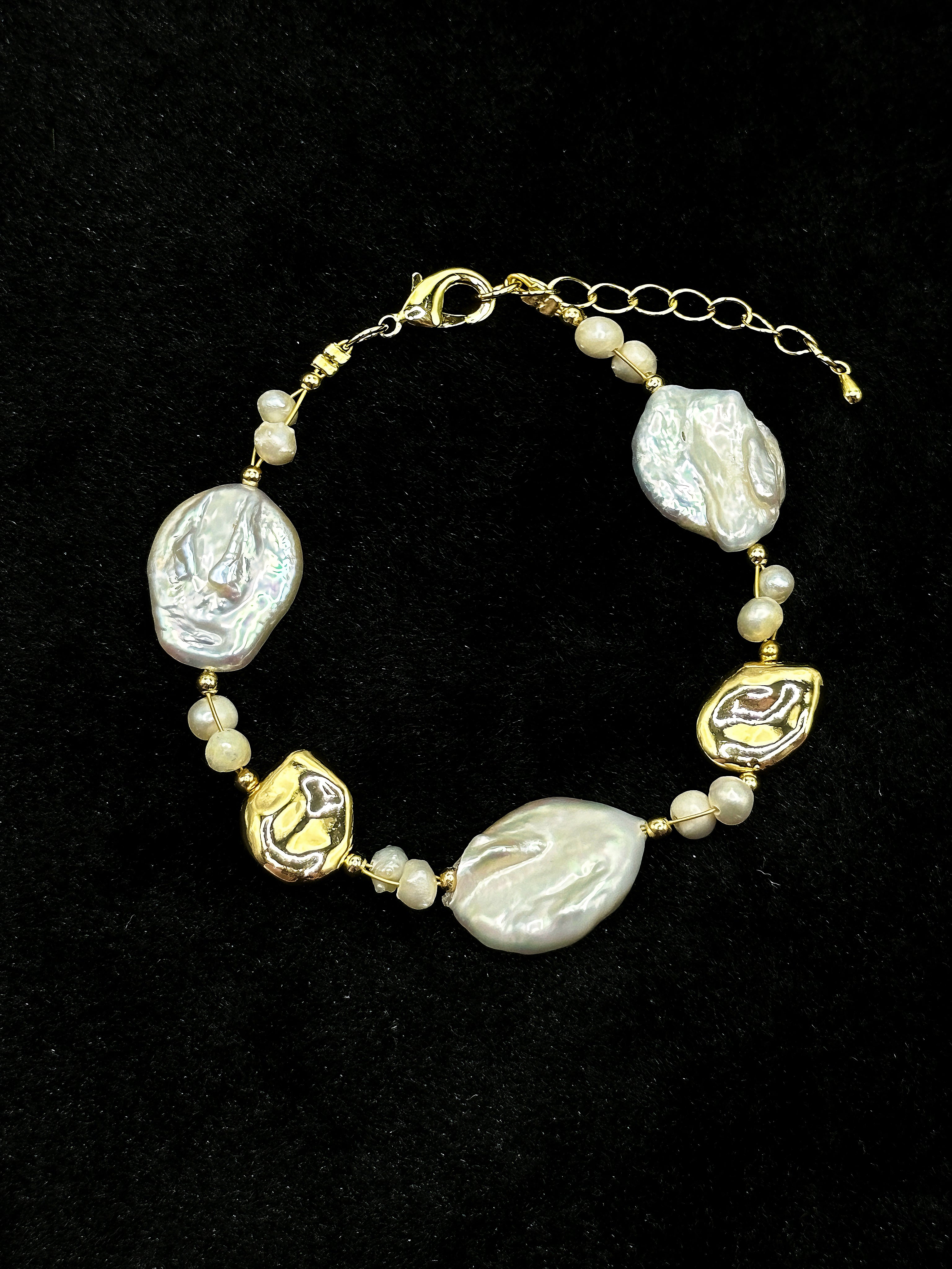 TT original-bracelet-Irregular Baroque Gold Coin Pearl Bracelet | Delicate gold accents, adjustable wristband