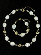 TT original-bracelet-Irregular Baroque Gold Coin Pearl Bracelet | Delicate gold accents, adjustable wristband