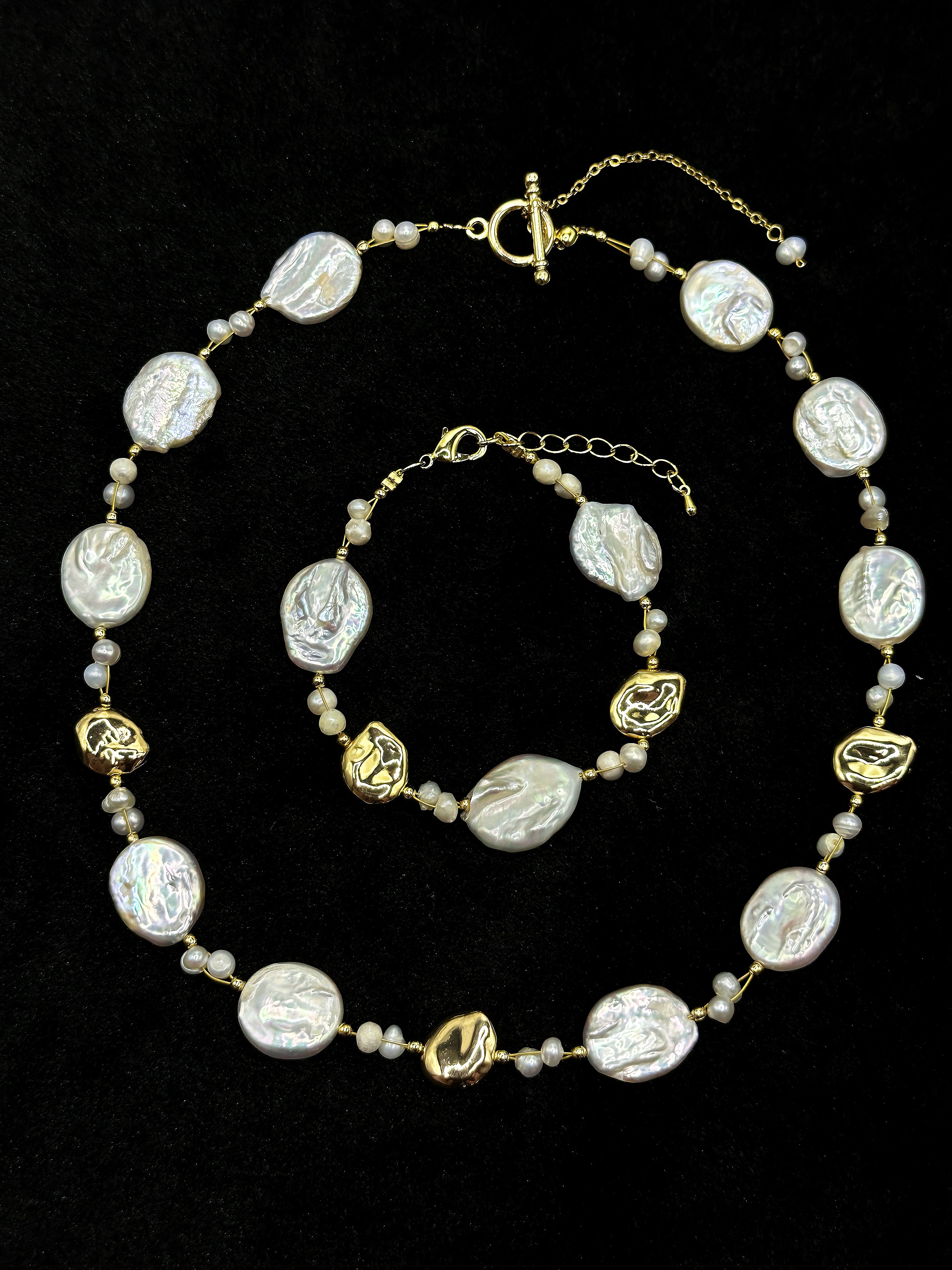 TT original-bracelet-Irregular Baroque Gold Coin Pearl Bracelet | Delicate gold accents, adjustable wristband