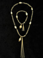 TT original-Bracelet-Women's Gold Pearl Bracelet | Chunky-chain vintage design featuring pearls and tassel charms | Elegant, luxurious statement jewelry