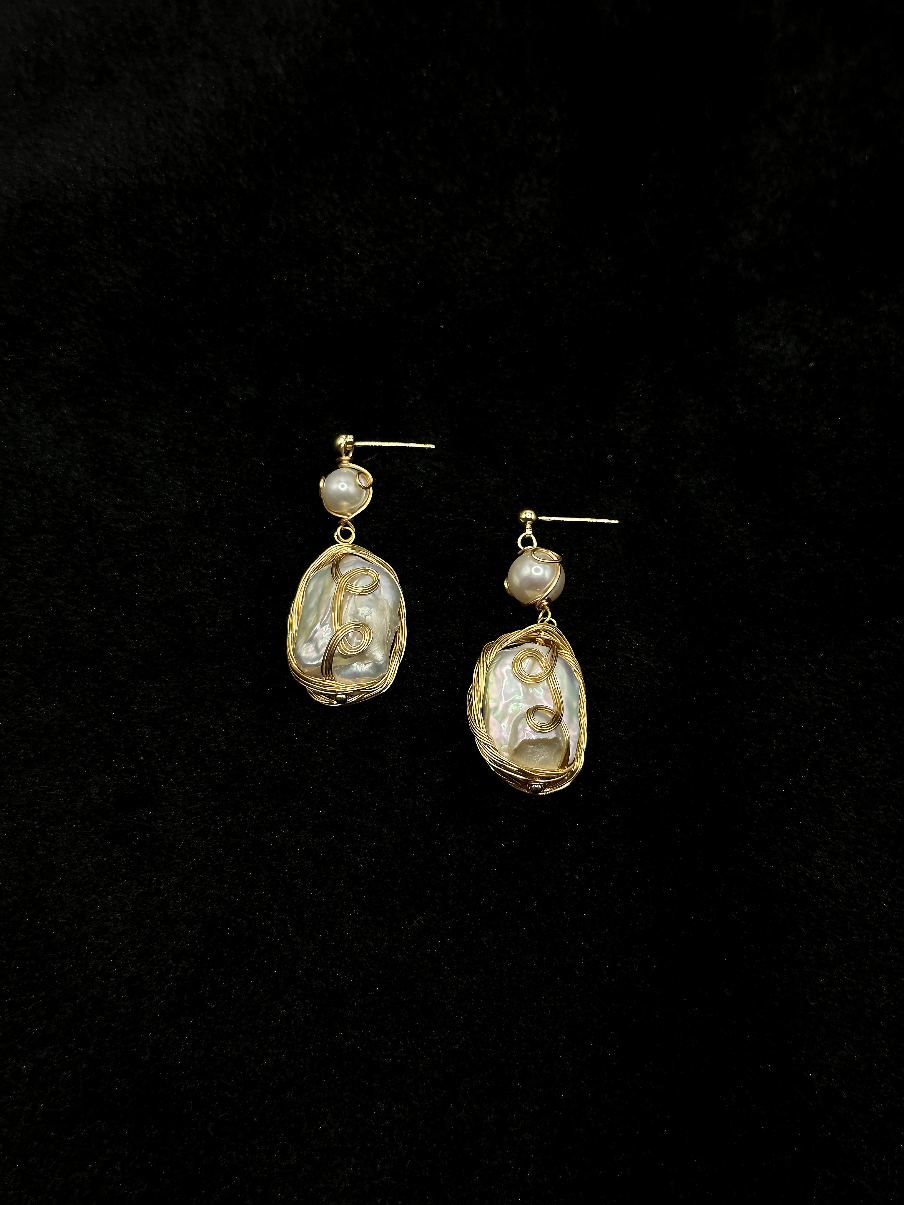 TT original-earring-Exquisite irregular baroque pearl pendant earrings | Elegant gold wire wrapped pearl stud earrings | Niche handmade design
