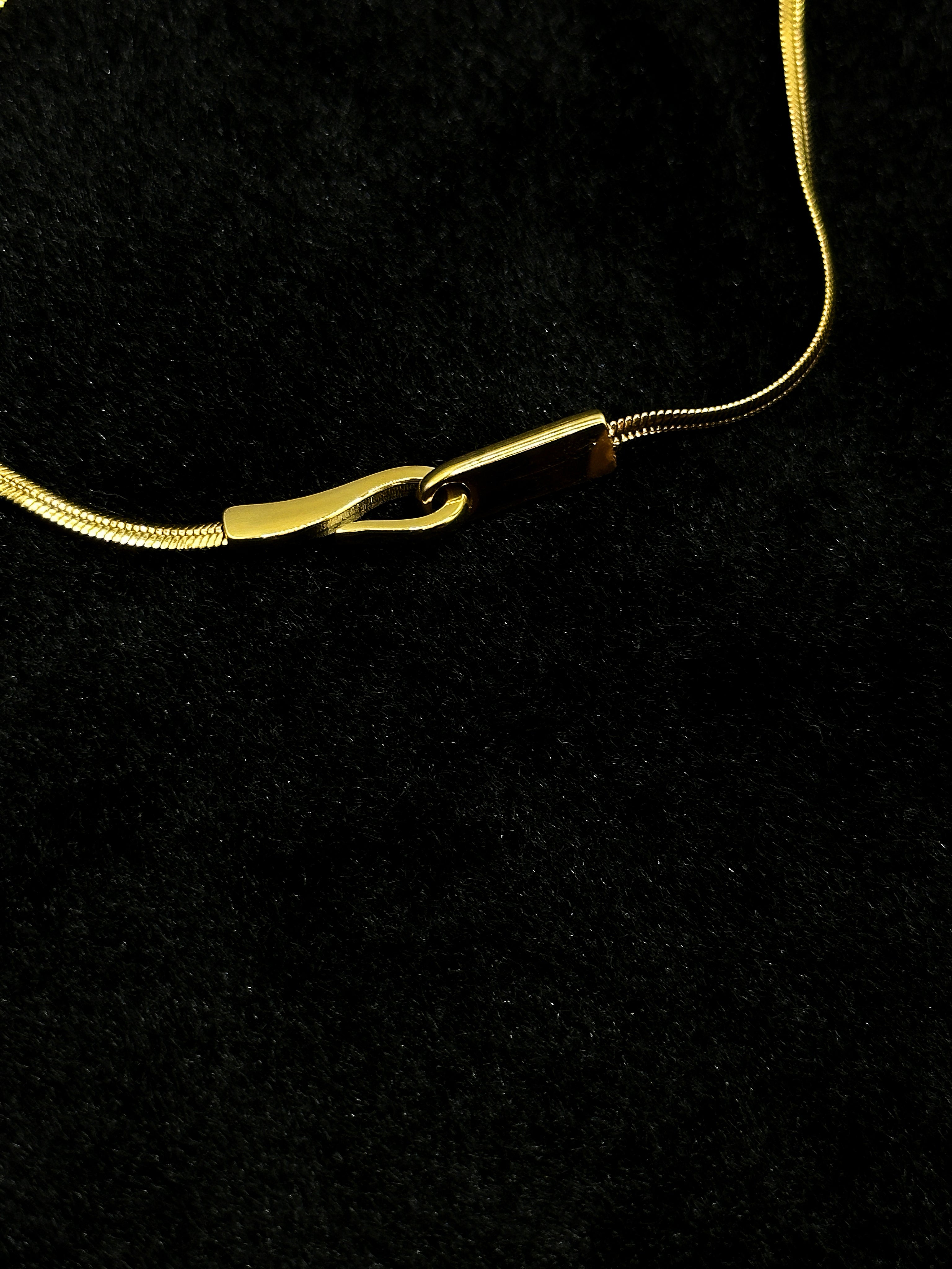 TT original-necklace-Basic layering style | Unisex | Simple gold flat snake chain | European and American style metal necklace | Minimalist clavicle chain | Niche and understated style
