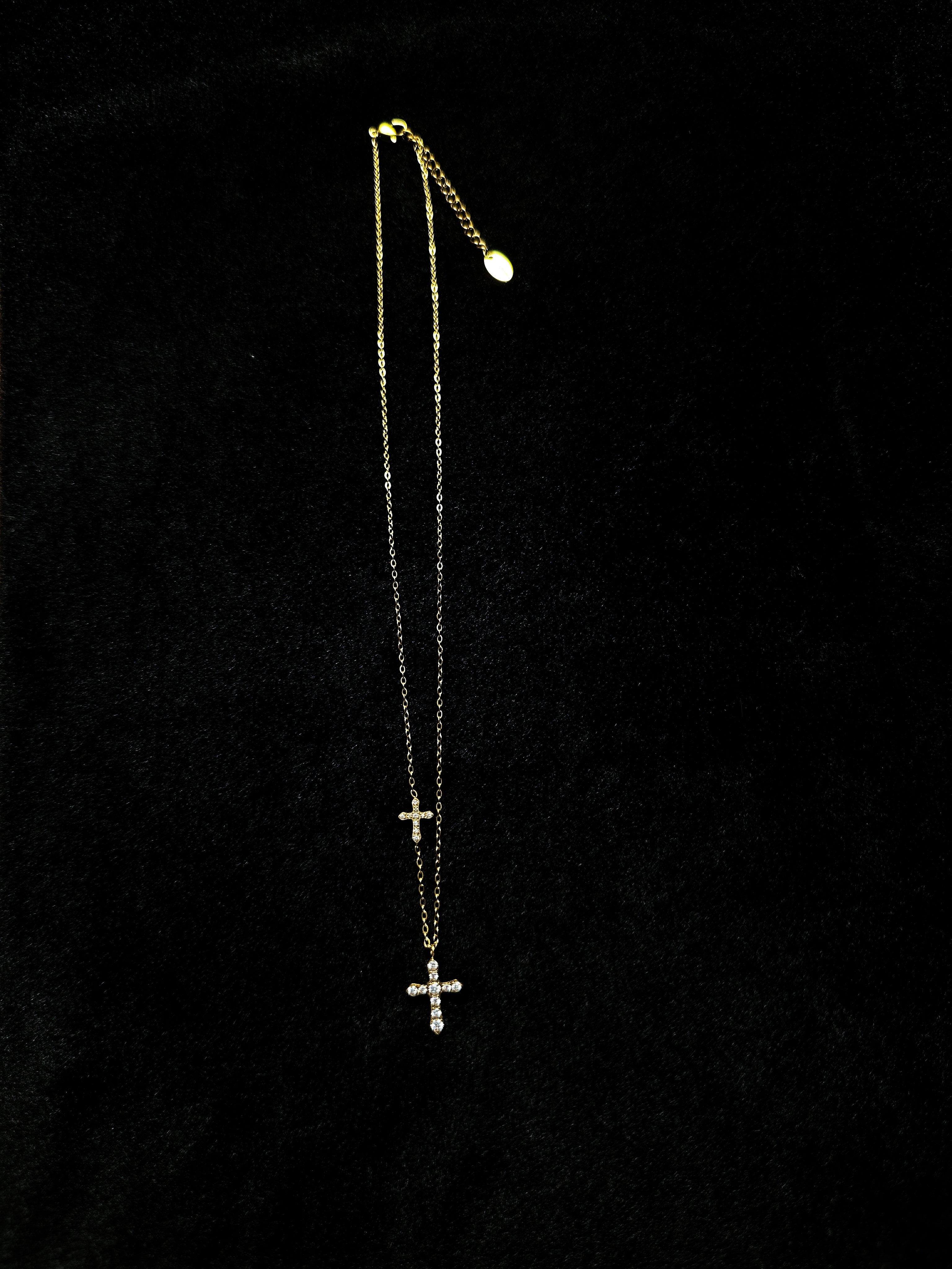 TT original-necklace-Niche design cross clavicle chain | Delicate chain for stylish layering | Minimalist design | Cross necklace with protective symbolism