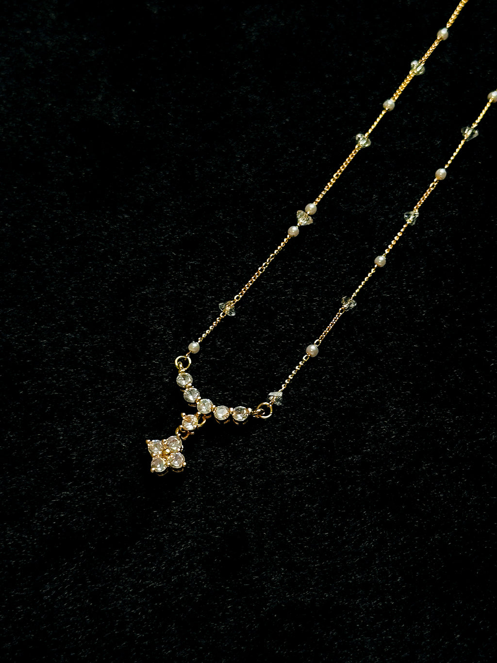 TT original-necklace-Luxury Zircon Necklace | Elegant Clavicle Chain | Pearl and Diamond Choker | Simple and Stylish Necklace