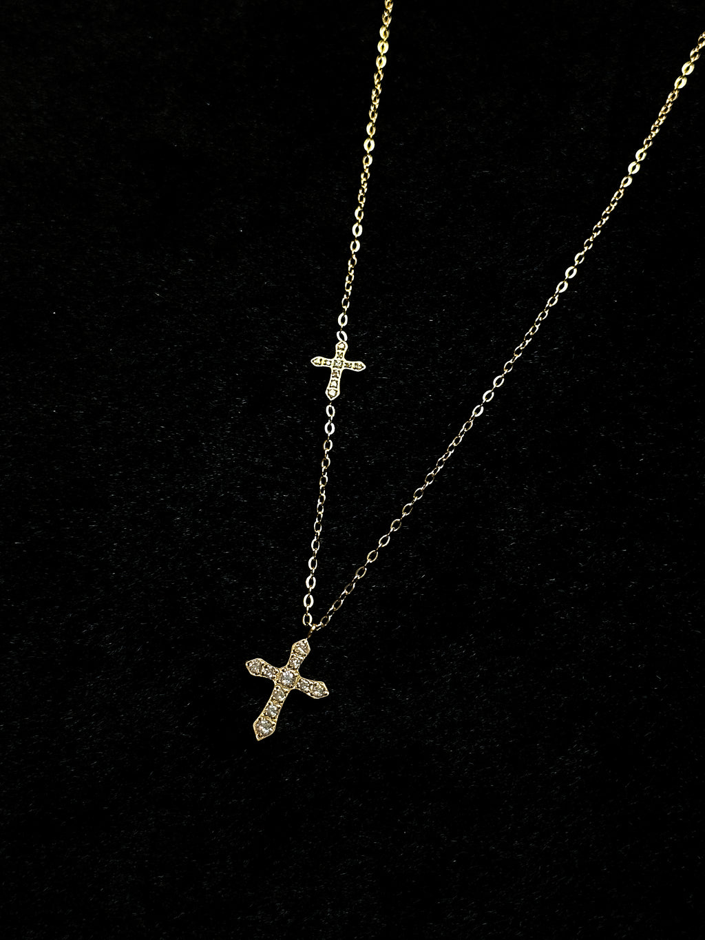 TT original-necklace-Niche design cross clavicle chain | Delicate chain for stylish layering | Minimalist design | Cross necklace with protective symbolism