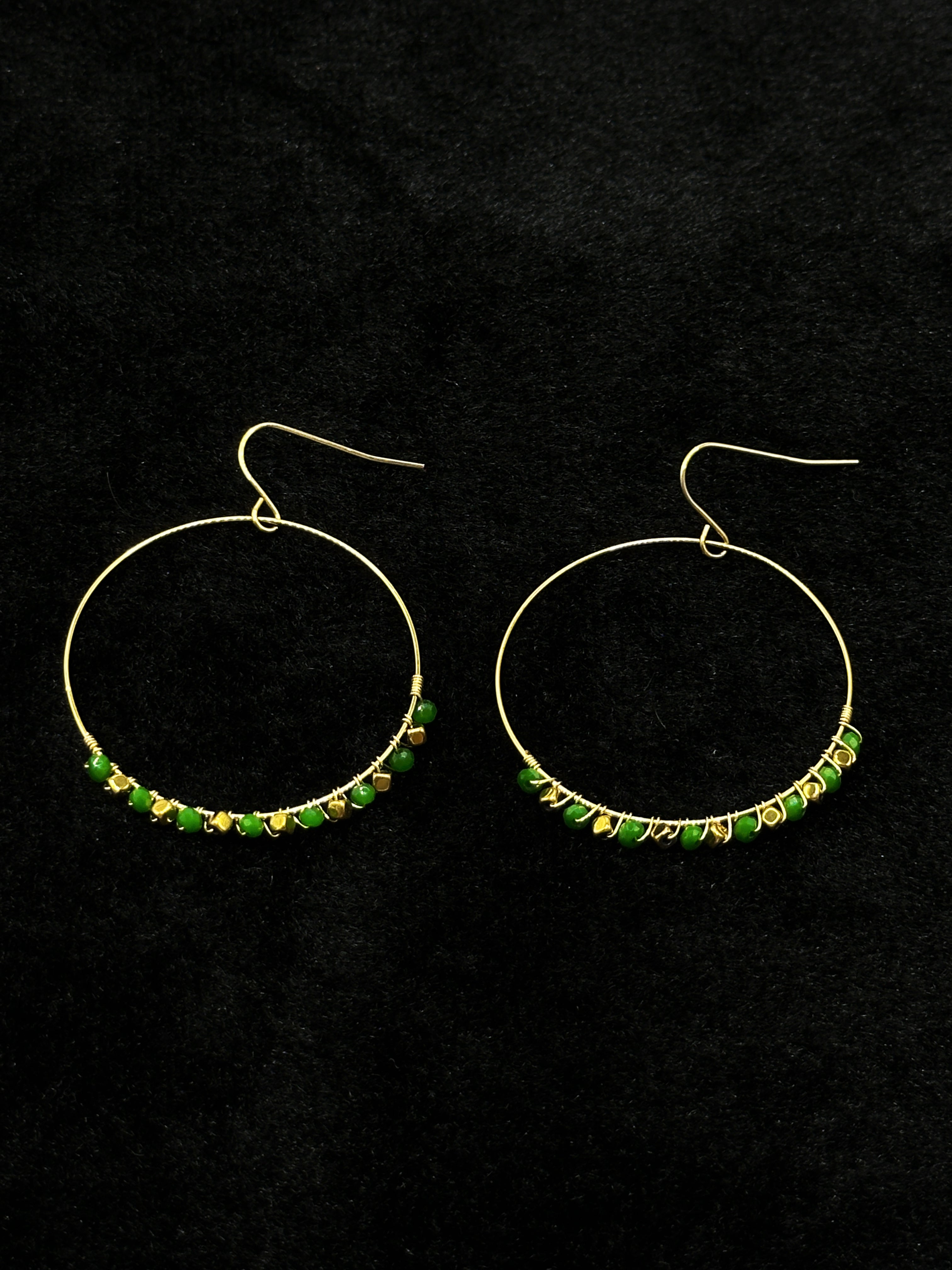 TT original-earring-Bohemian-style green gemstone earrings | Beach vacation style | Travel photography essential | Vintage handmade earrings | One-of-a-kind handmade pieces