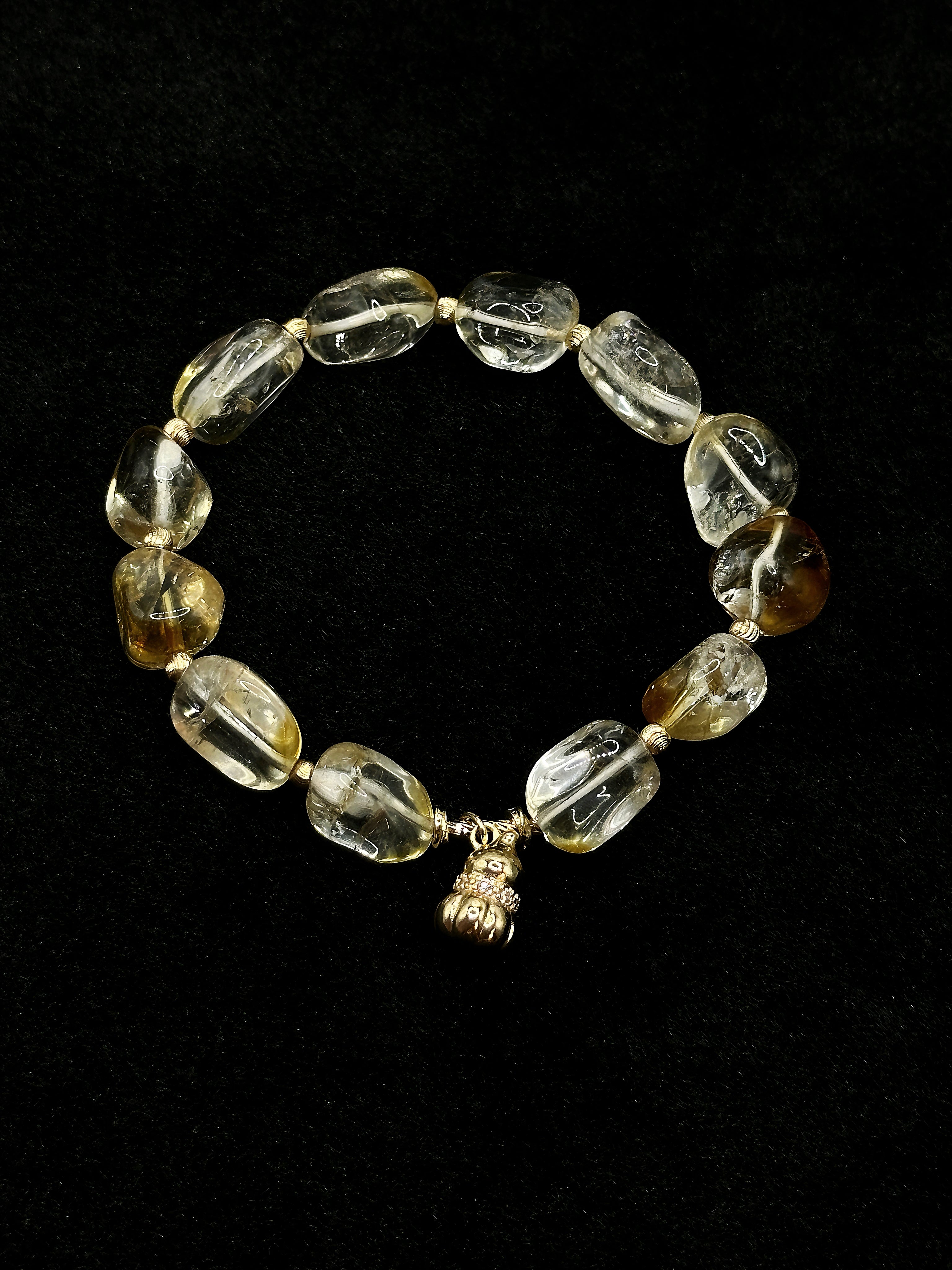 TT original-bracelet-Natural-looking, transparent, irregularly shaped citrine bracelet with cracks | Auspicious design for attracting wealth and good fortune | Chinese-style bracelet symbolizing blessings, prosperity, and wealth | High-end feel