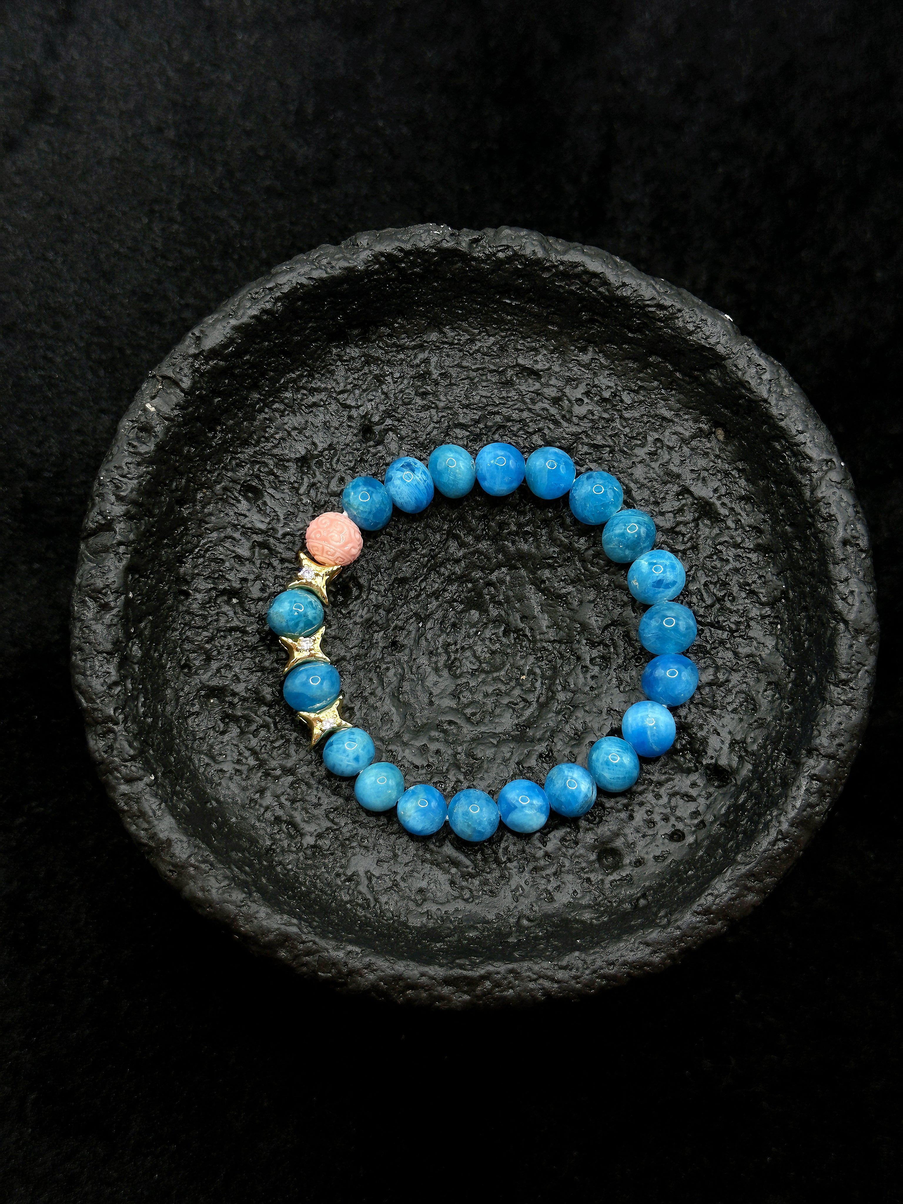 TT original-bracelet-Niche Design Blue Apatite Bracelet | Buckle-less Elastic Bracelet | Women's Sea Blue Bracelet | Symbolizing Inspiration | Fresh and Bright Everyday Bracelet