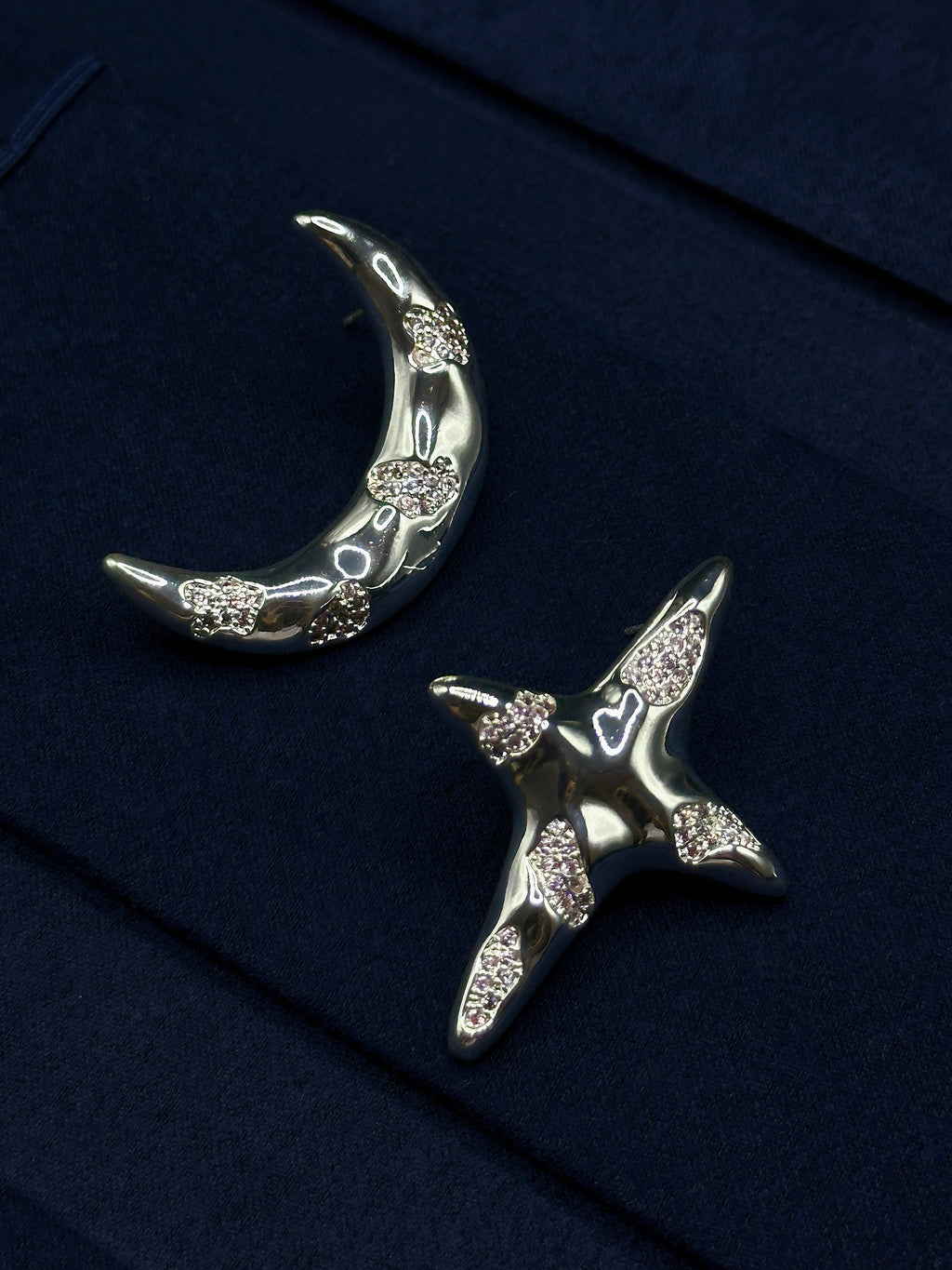 TT original-earring-High-end asymmetrical star and moon earrings | AB style earrings | Romantic cosmic-themed gift | Sweet and cool style | Astrological element earrings