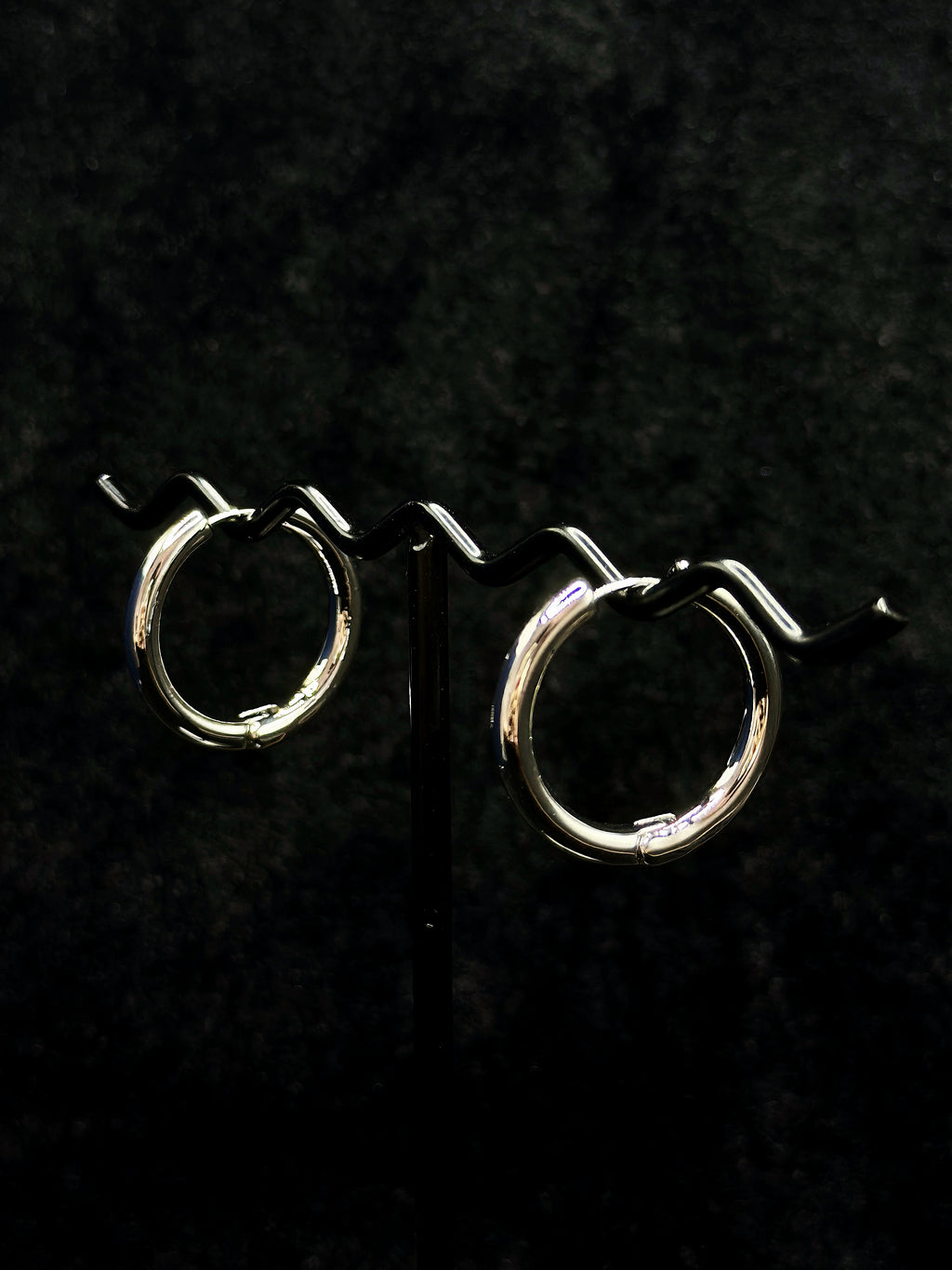 TT original-earring-Classic silver hoop earrings | Simple everyday jewelry | A must-have for women's commutes | Versatile