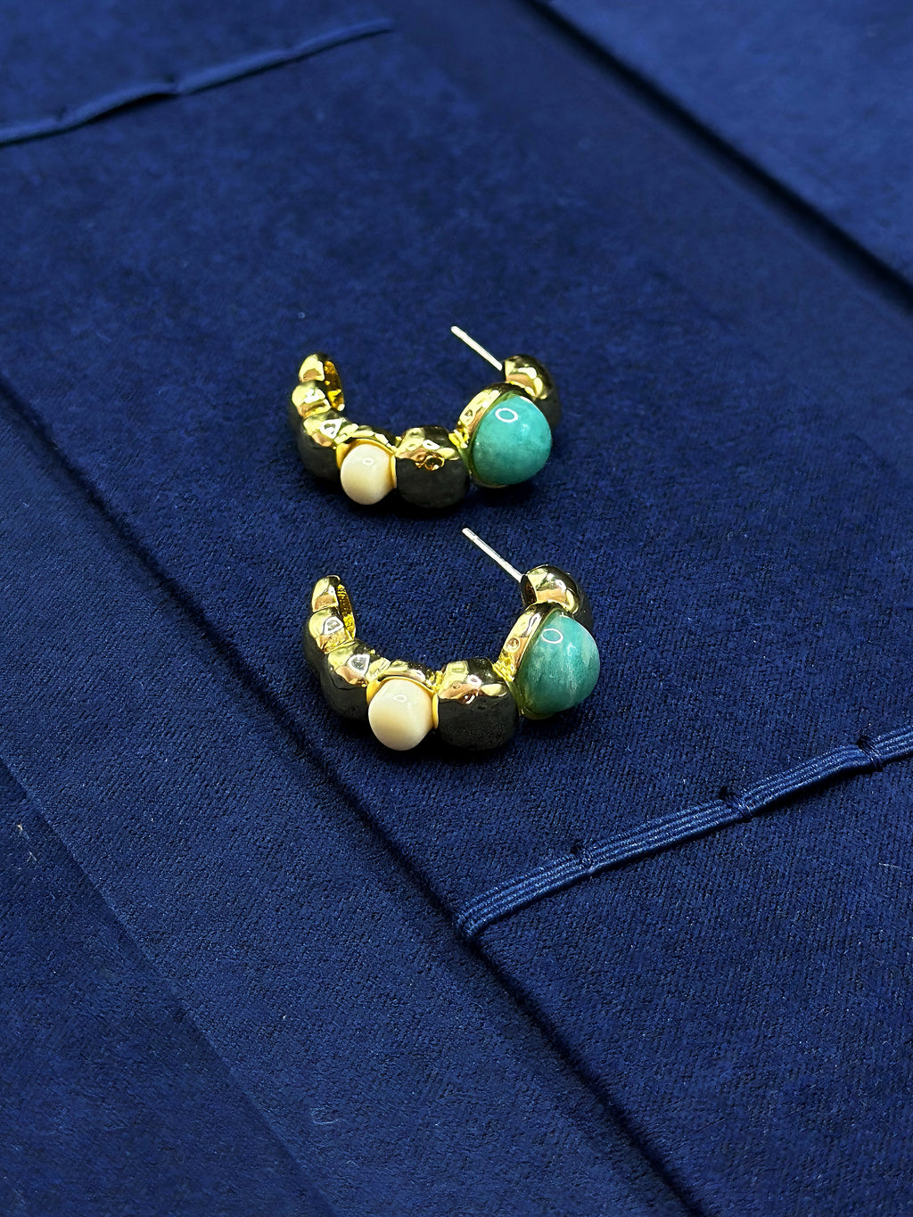 TT original-earring-Handmade natural gemstone earrings | French chic jewelry | Half-hoop earrings | Modern retro style women's personalized jewelry