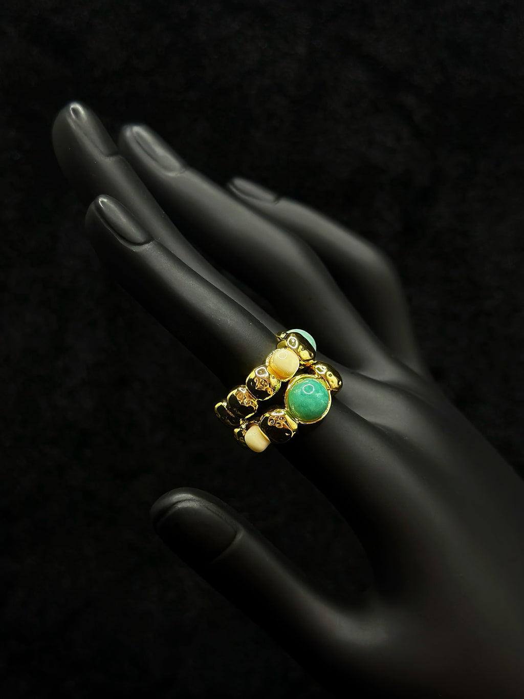 TT original-earring-Handmade natural gemstone earrings | French chic jewelry | Half-hoop earrings | Modern retro style women's personalized jewelry
