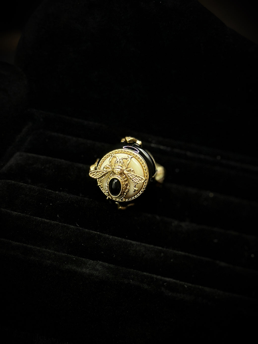 TT original-ring-Vintage Bee Ring | Gold and Black Enamel Dome Ring | Luxury Vintage Insect Jewelry | Fashion Gift for Women