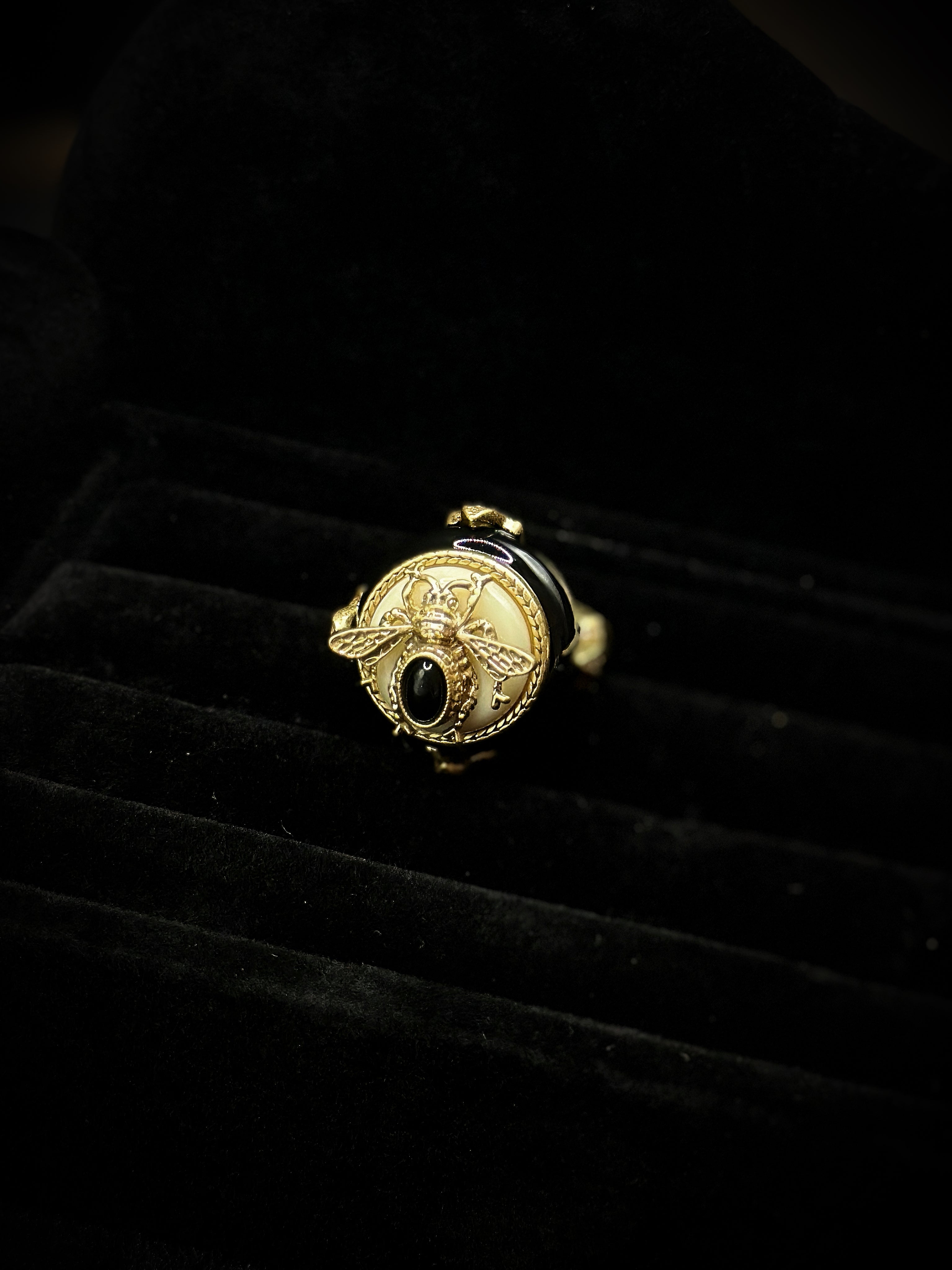 TT original-ring-Vintage Bee Ring | Gold and Black Enamel Dome Ring | Luxury Vintage Insect Jewelry | Fashion Gift for Women