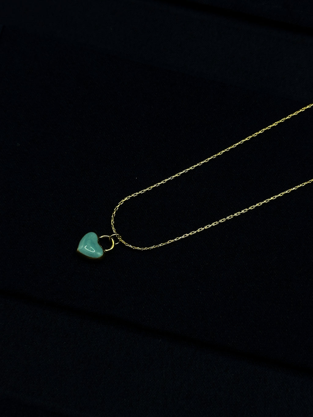 TT original-necklace-Summer Chic Outfit Ideas | Exquisite Blue Heart Pendant Necklace for Women | Simple and Elegant Stacked Gold Chain Jewelry | Cute Everyday Jewelry