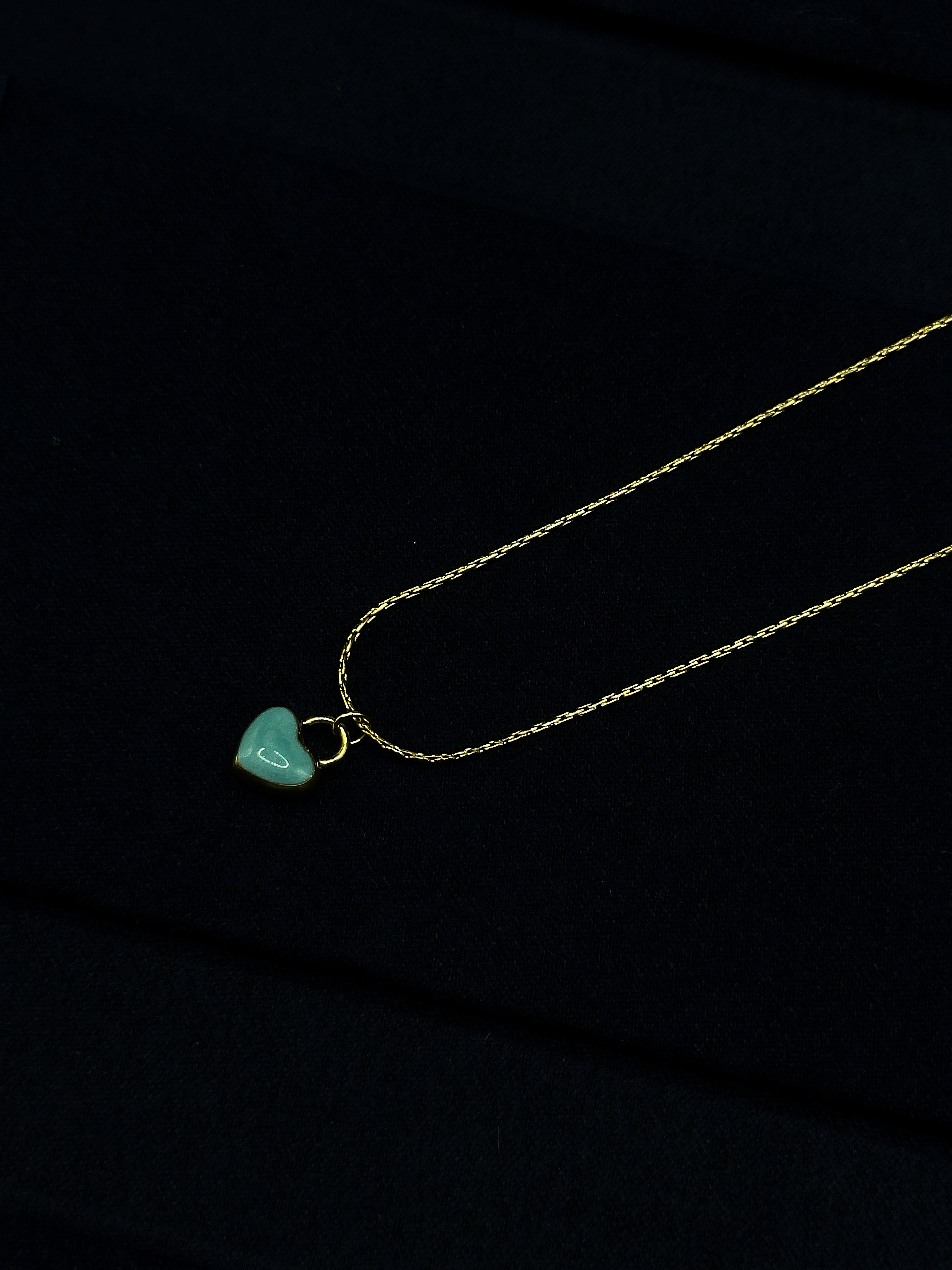 TT original-necklace-Summer Chic Outfit Ideas | Exquisite Blue Heart Pendant Necklace for Women | Simple and Elegant Stacked Gold Chain Jewelry | Cute Everyday Jewelry