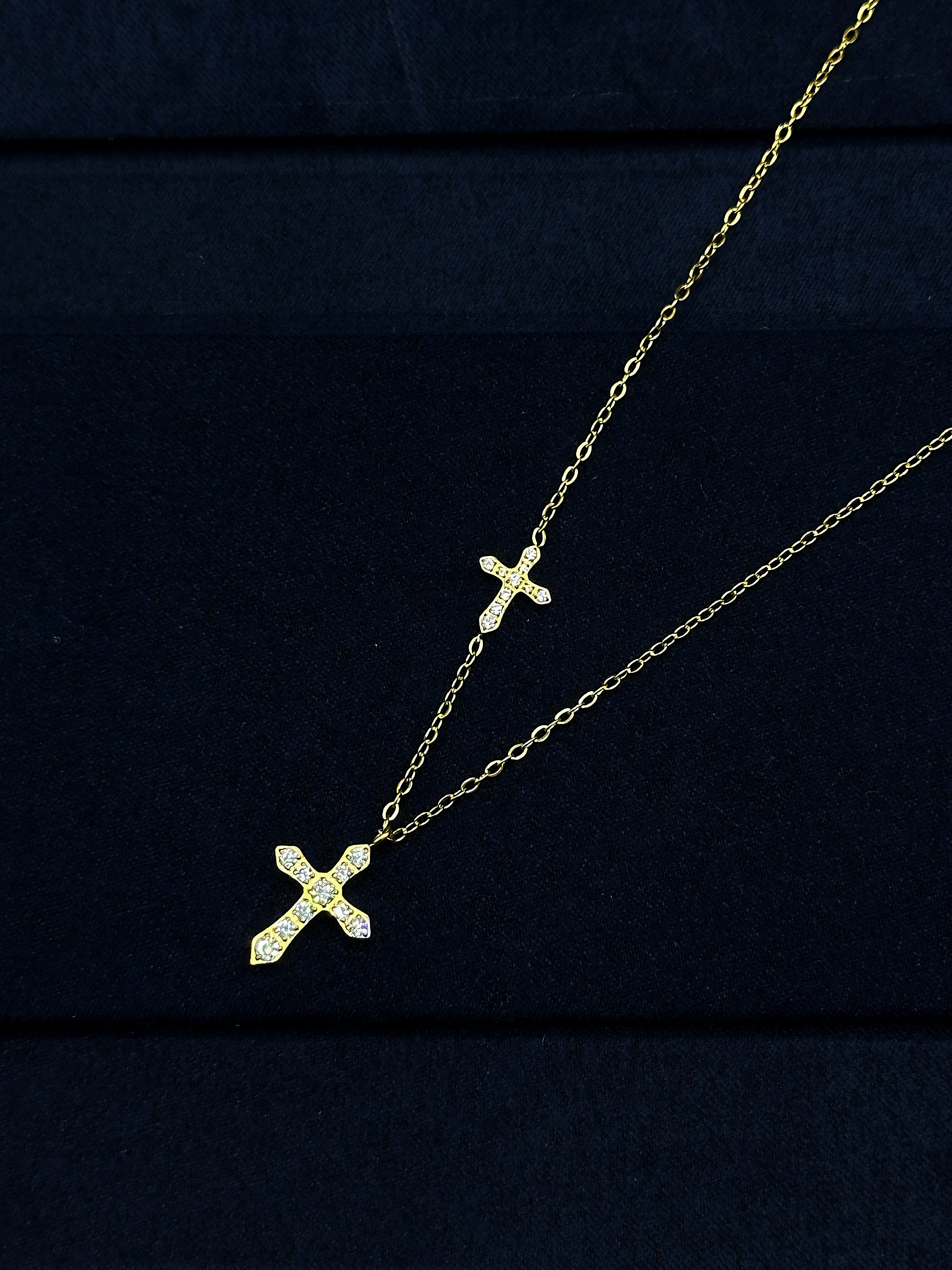 TT original-necklace-Niche design cross clavicle chain | Delicate chain for stylish layering | Minimalist design | Cross necklace with protective symbolism
