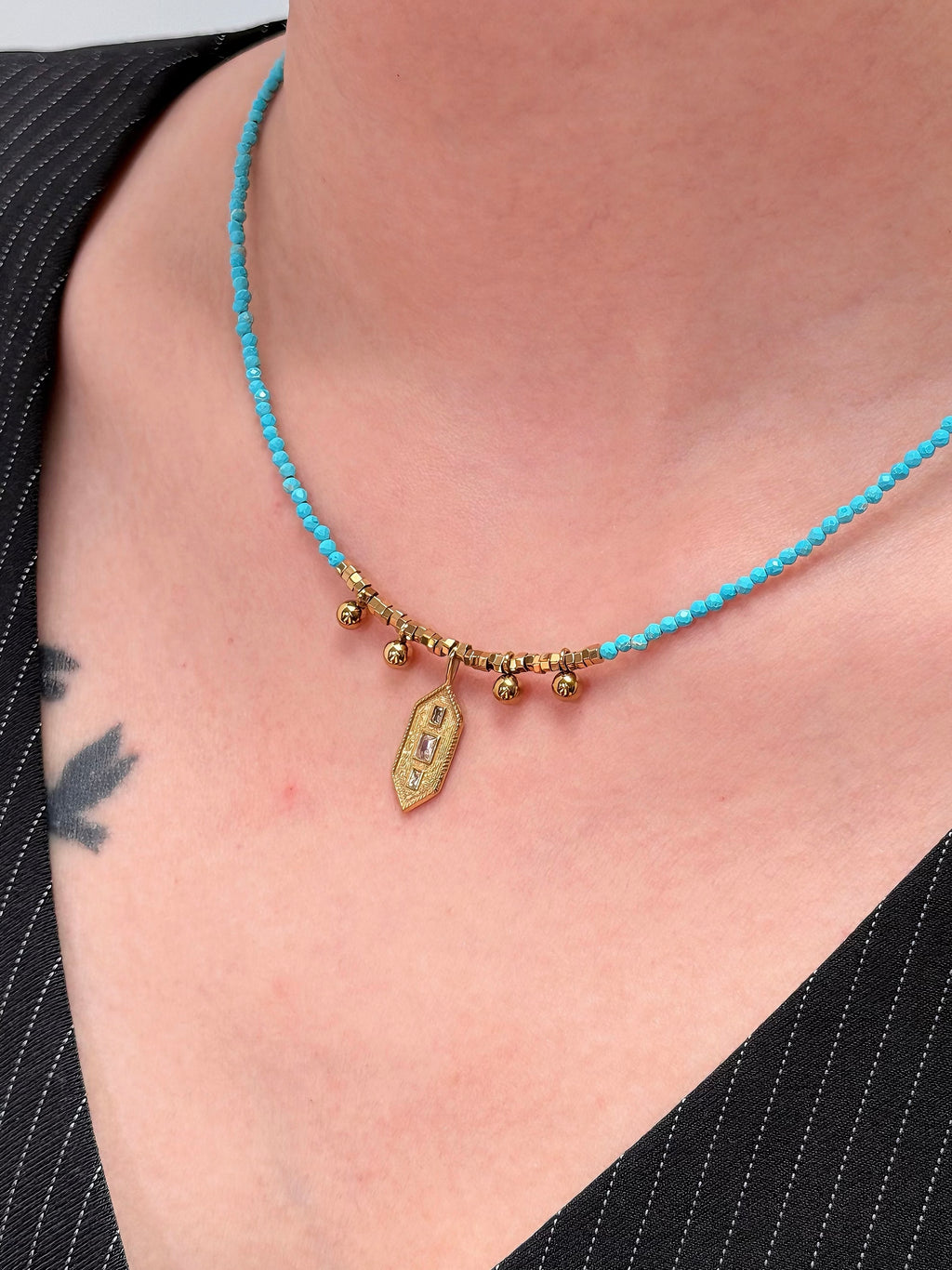 TT original-necklace-Simple turquoise blue beaded choker | Exquisite gold geometric pendant necklace | Adjustable women's vacation essential | Stackable choker