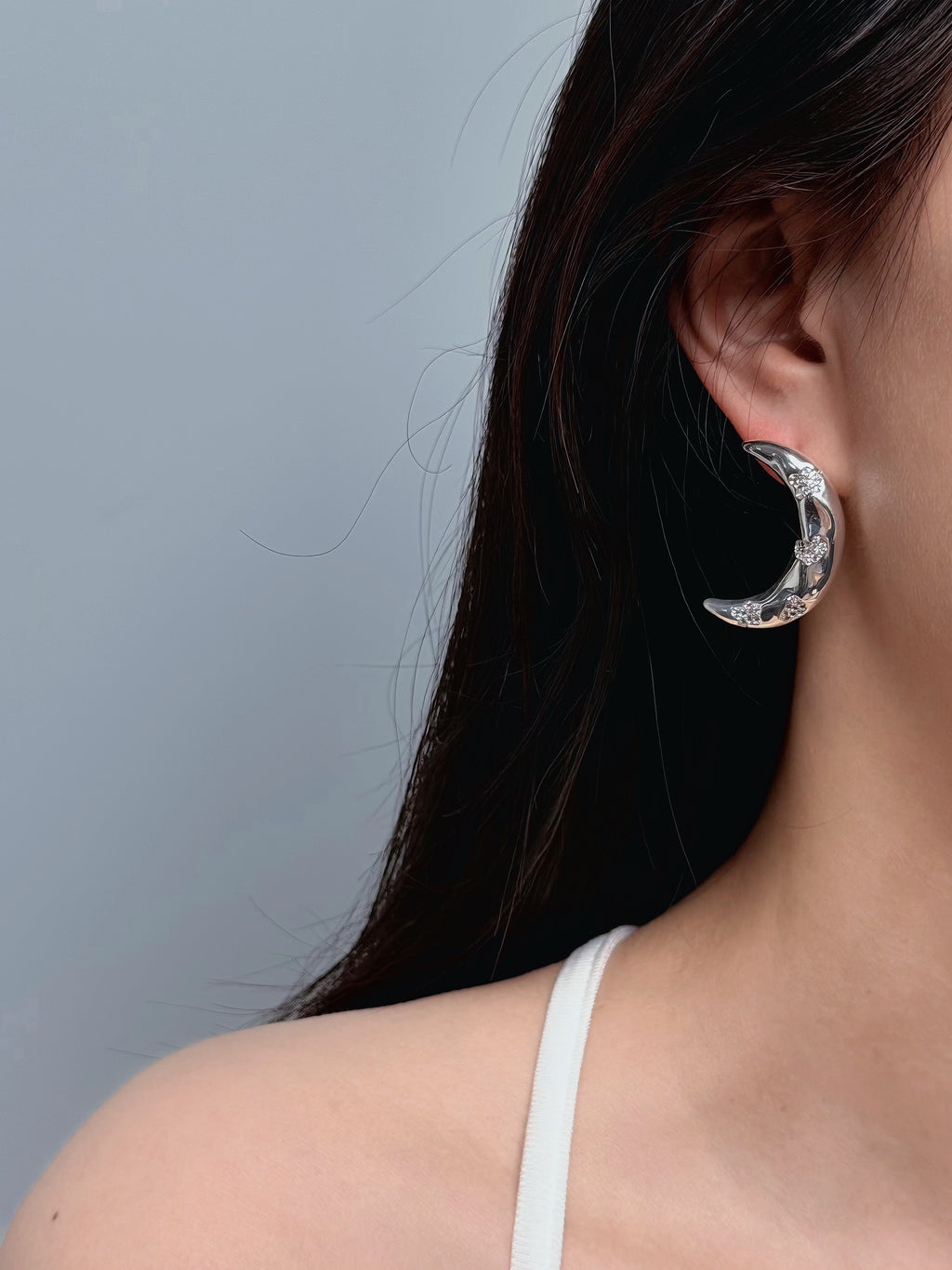 TT original-earring-High-end asymmetrical star and moon earrings | AB style earrings | Romantic cosmic-themed gift | Sweet and cool style | Astrological element earrings