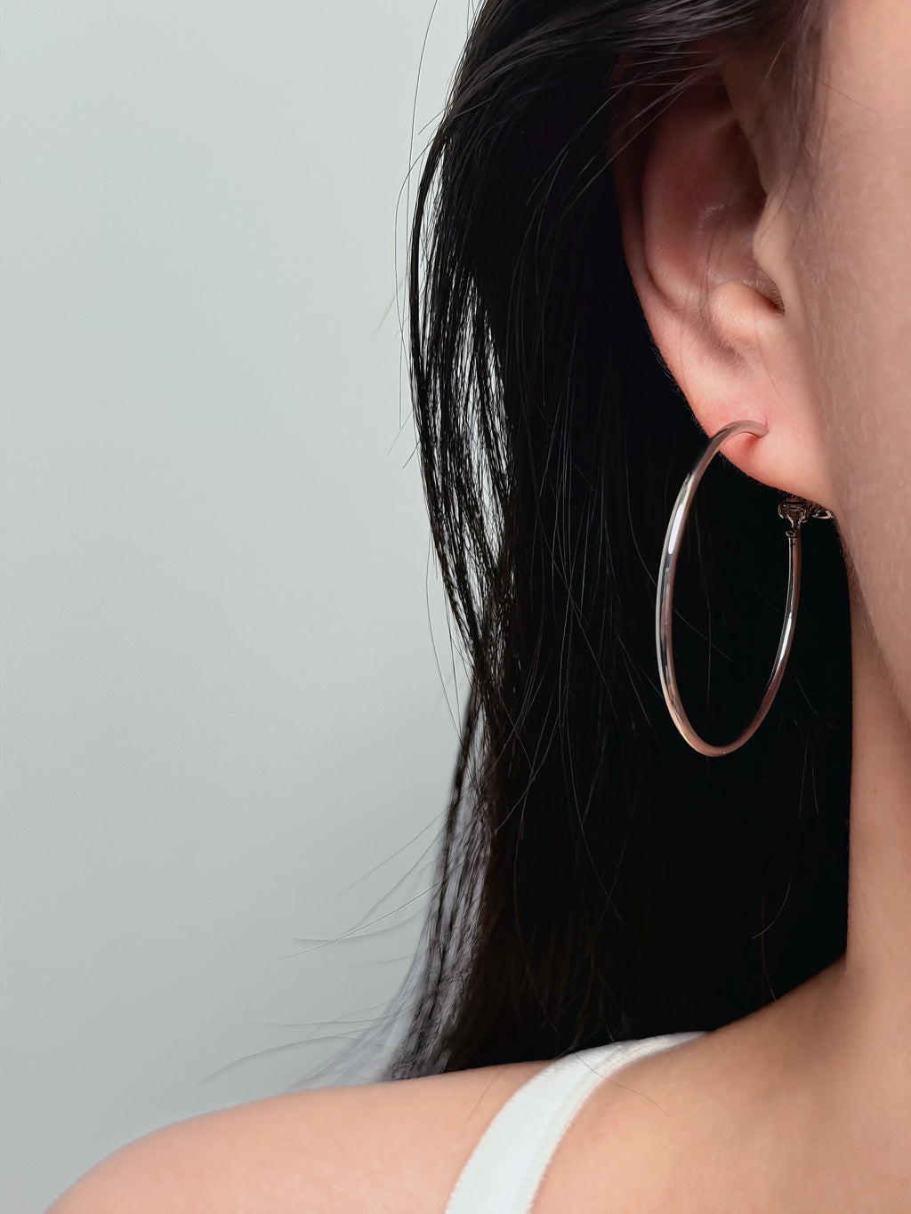 TT original-earring-Lightweight oversized hoop earrings | Gold and silver two-tone | Simple earrings | Suitable for everyday wear