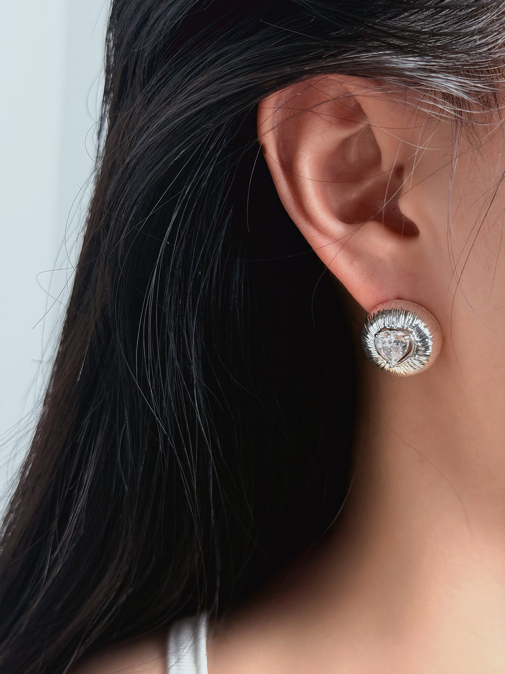 TT original-earring-Women's Romantic Heart-Shaped Earrings | Silver Diamond Earrings | Romantic and Stylish | Simple and Elegant