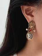 TT original-earring-Court-style earrings | Artistic retro earrings | Niche design | Queen-patterned gold coin earrings | Distressed stud earrings
