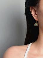 TT original-earring-Bohemian geometric design | Textured earrings | Hammered fan-shaped earrings | High-end vintage emeralds | Fair-skinned and elegant style