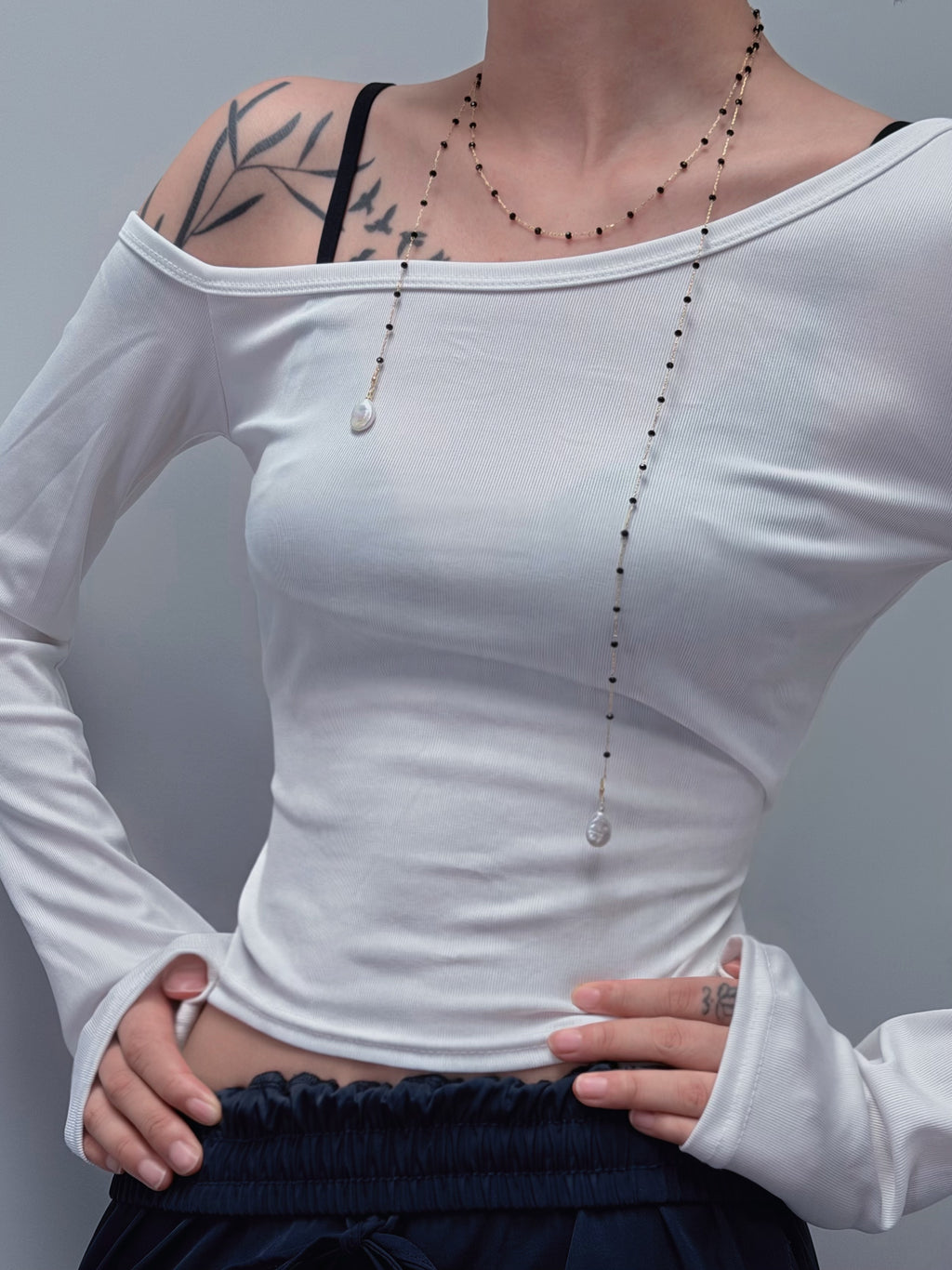 TT original-necklace-Black crystal natural baroque pearl pendant | Long necklace, sweater chain, Y-shaped chain | Exquisite double-layered necklace | High-end, sophisticated, and cool style