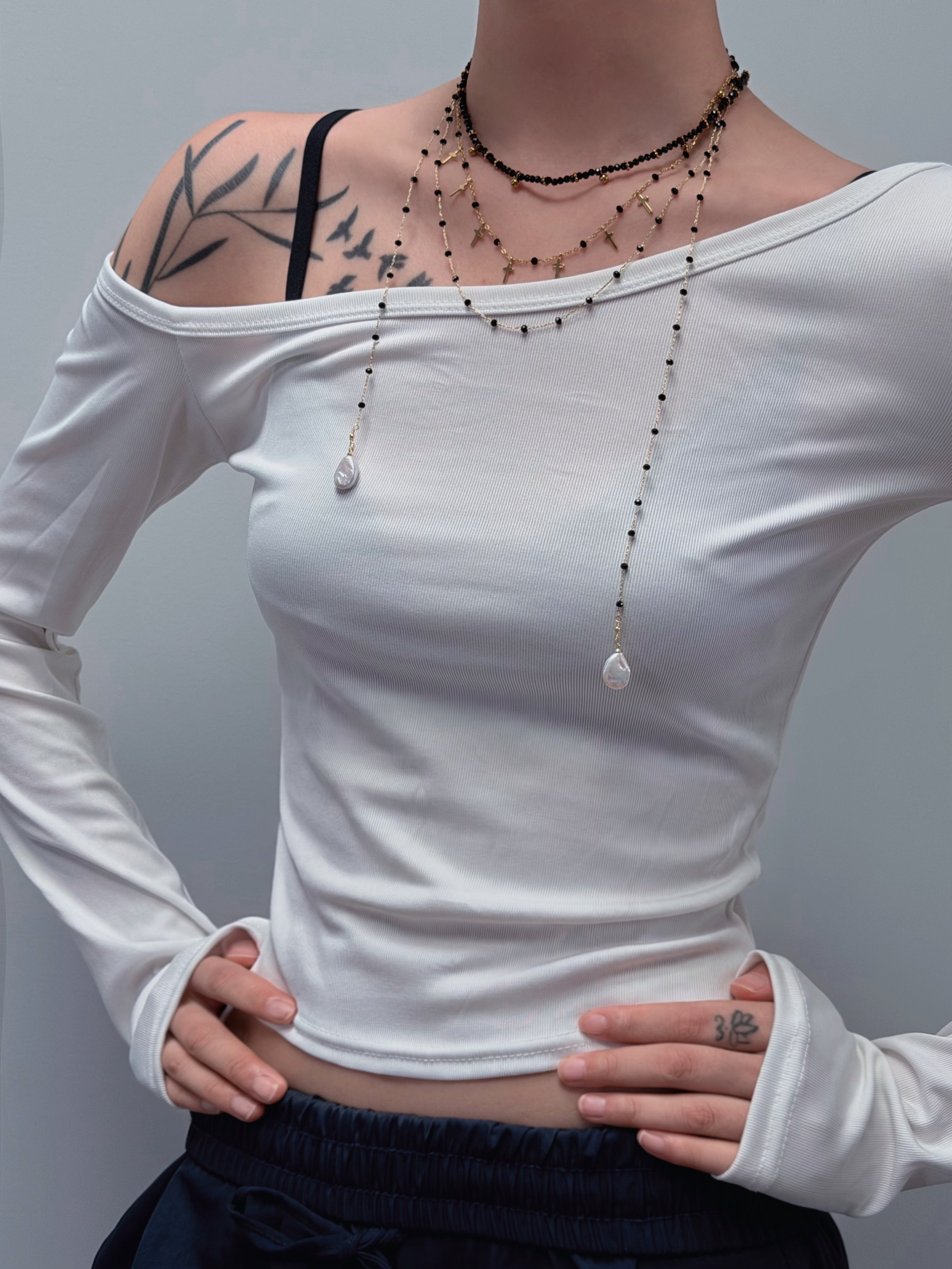 TT original-necklace-Black crystal natural baroque pearl pendant | Long necklace, sweater chain, Y-shaped chain | Exquisite double-layered necklace | High-end, sophisticated, and cool style