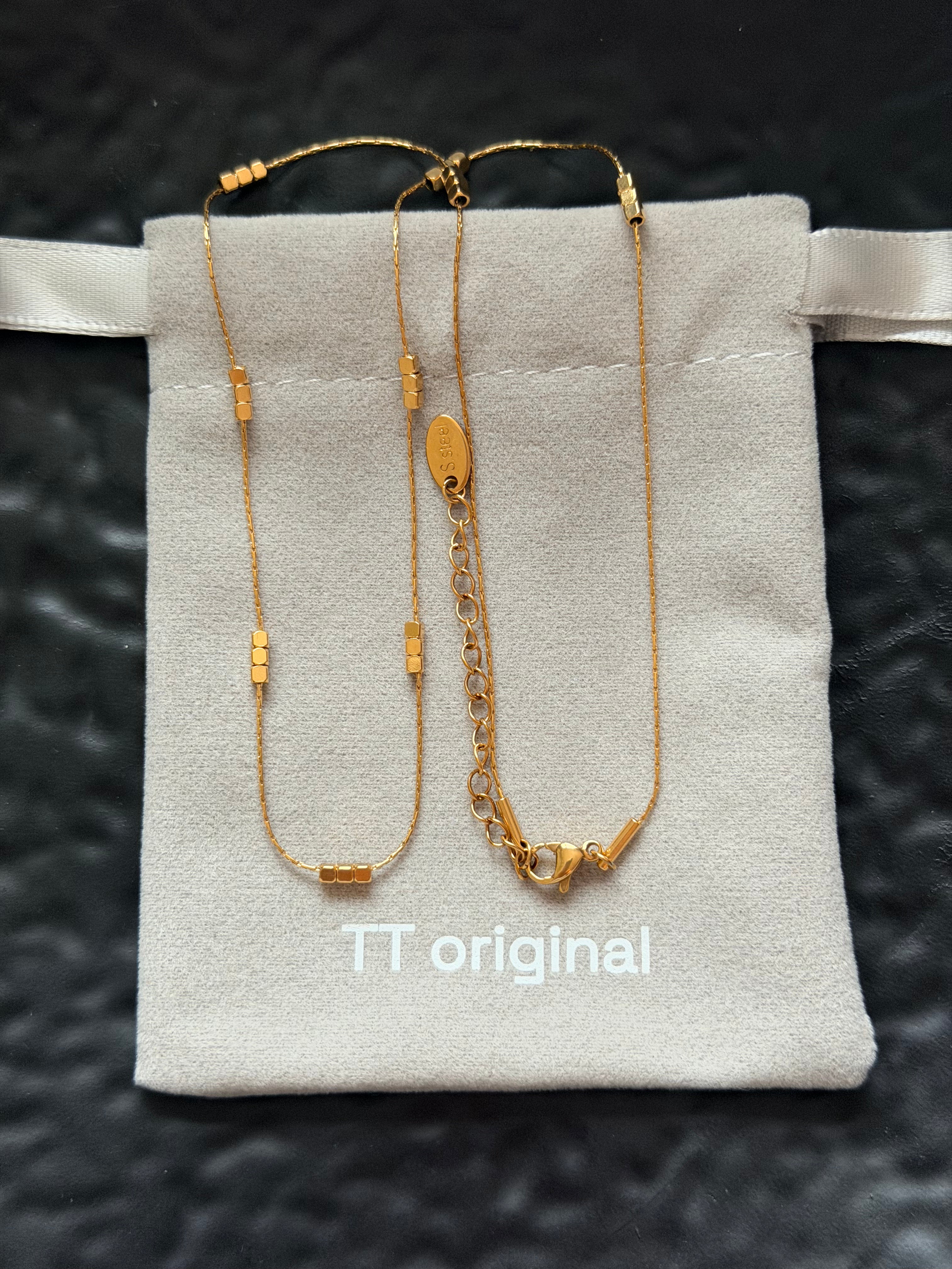 TT original-necklace-Niche design necklaces | Shirt necklaces | Layered necklaces | Square gold necklaces | Everyday commuting style