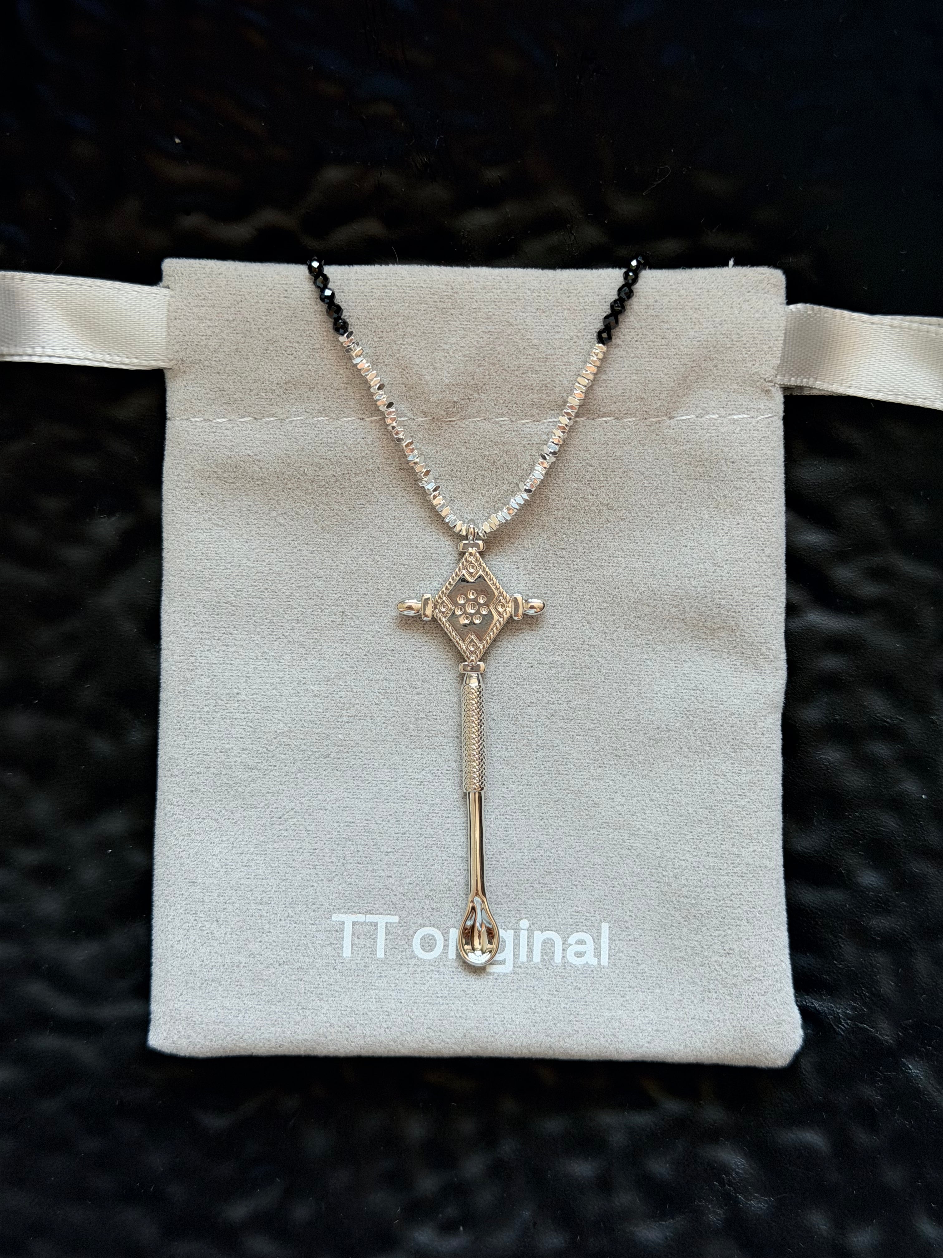 TT original-necklace-Black and silver long layered necklace | Vintage luxury long chain necklace | Natural crystal | Semi-transparent gray beads | Diamond-shaped pendant