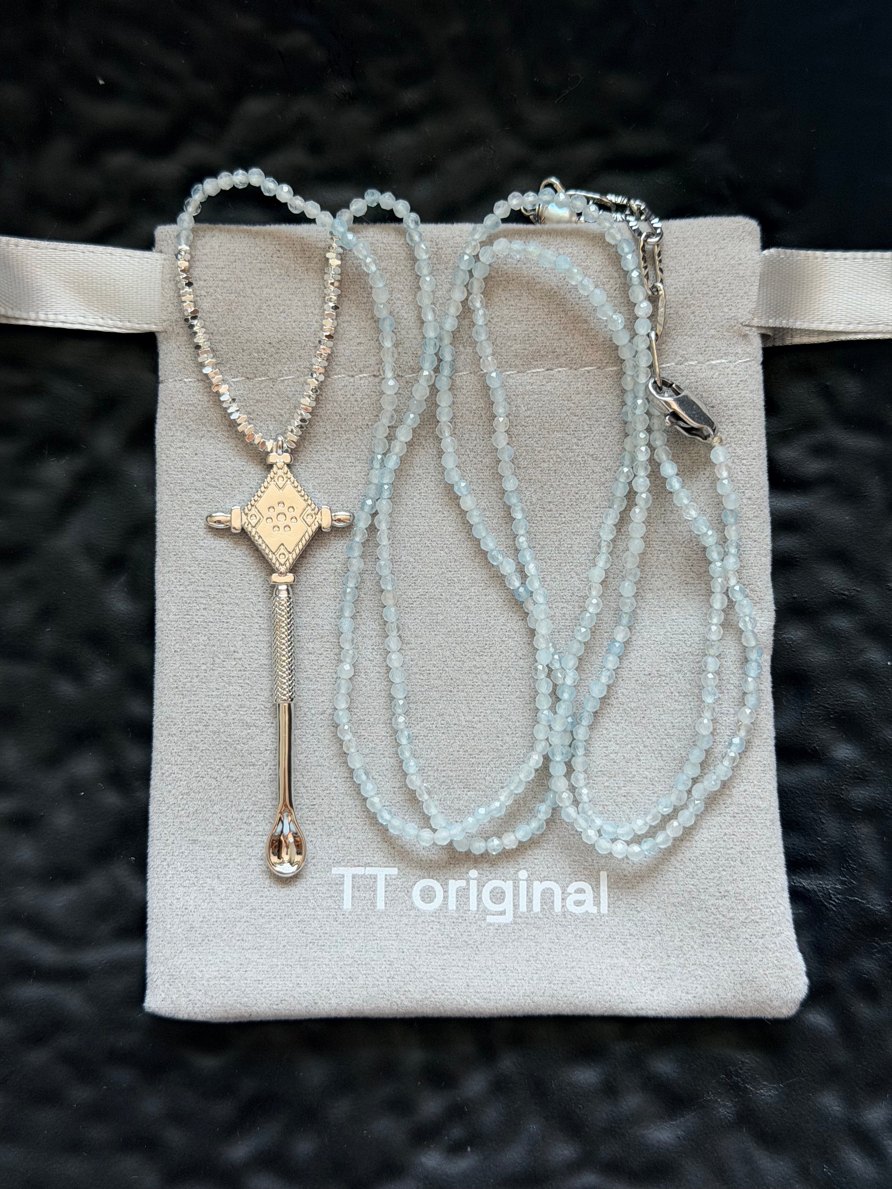 TT original-necklace-Black and silver long layered necklace | Vintage luxury long chain necklace | Natural crystal | Semi-transparent gray beads | Diamond-shaped pendant