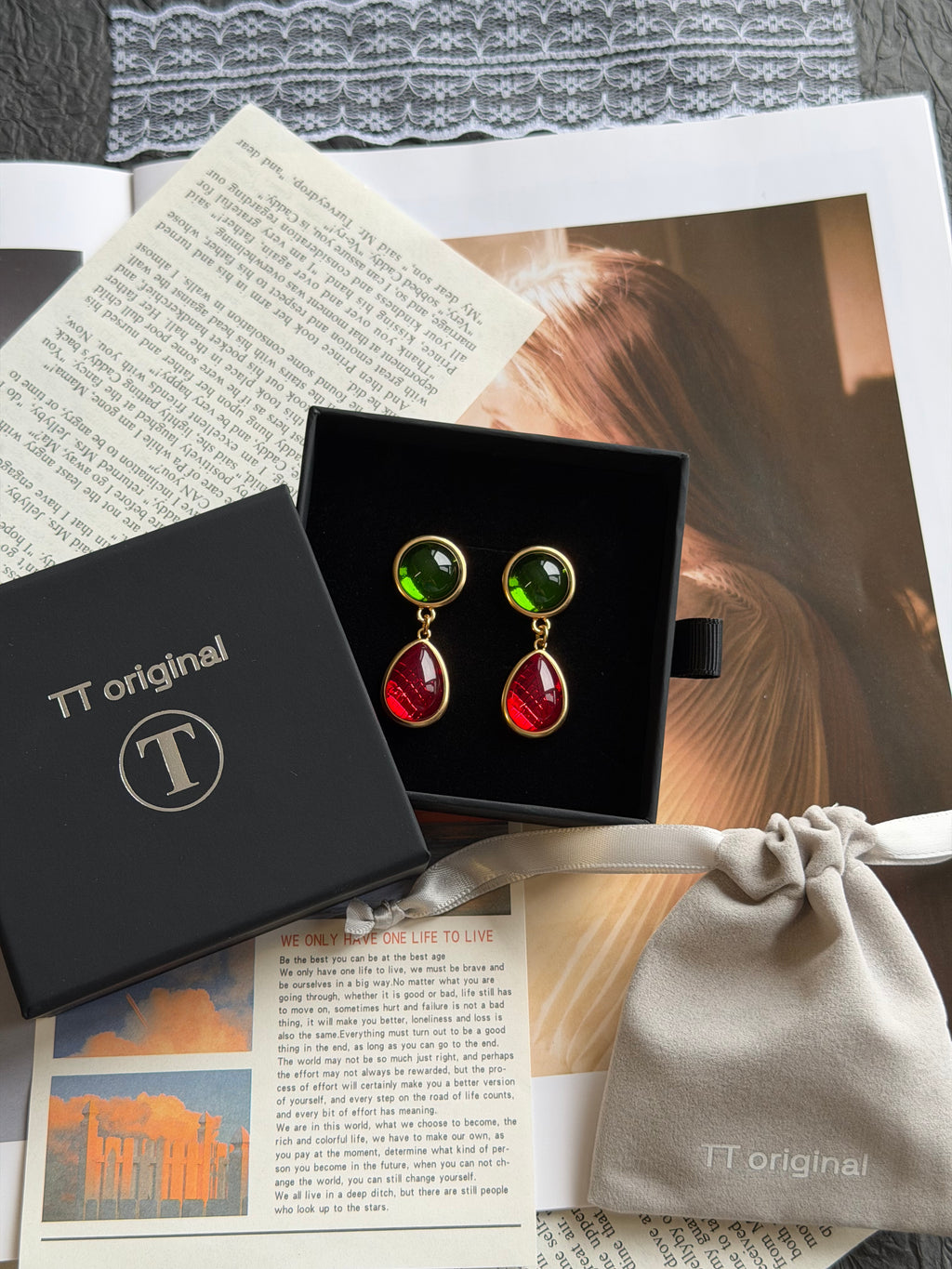 TT original-earring-Red and green color-blocked glass stud earrings | French artistic style earrings | Niche earrings | Designer earrings | A finishing touch to everyday outfits
