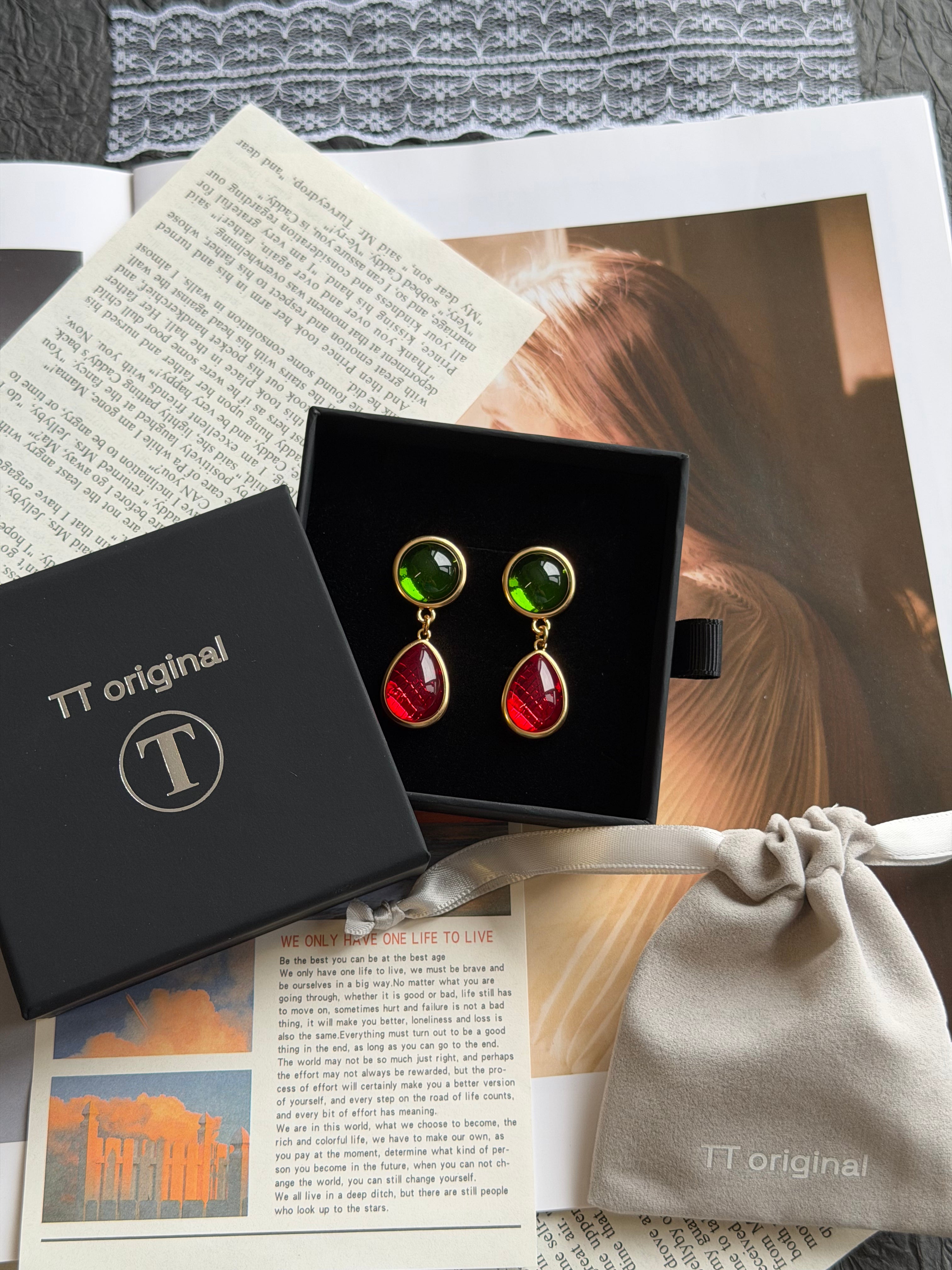 TT original-earring-Red and green color-blocked glass stud earrings | French artistic style earrings | Niche earrings | Designer earrings | A finishing touch to everyday outfits