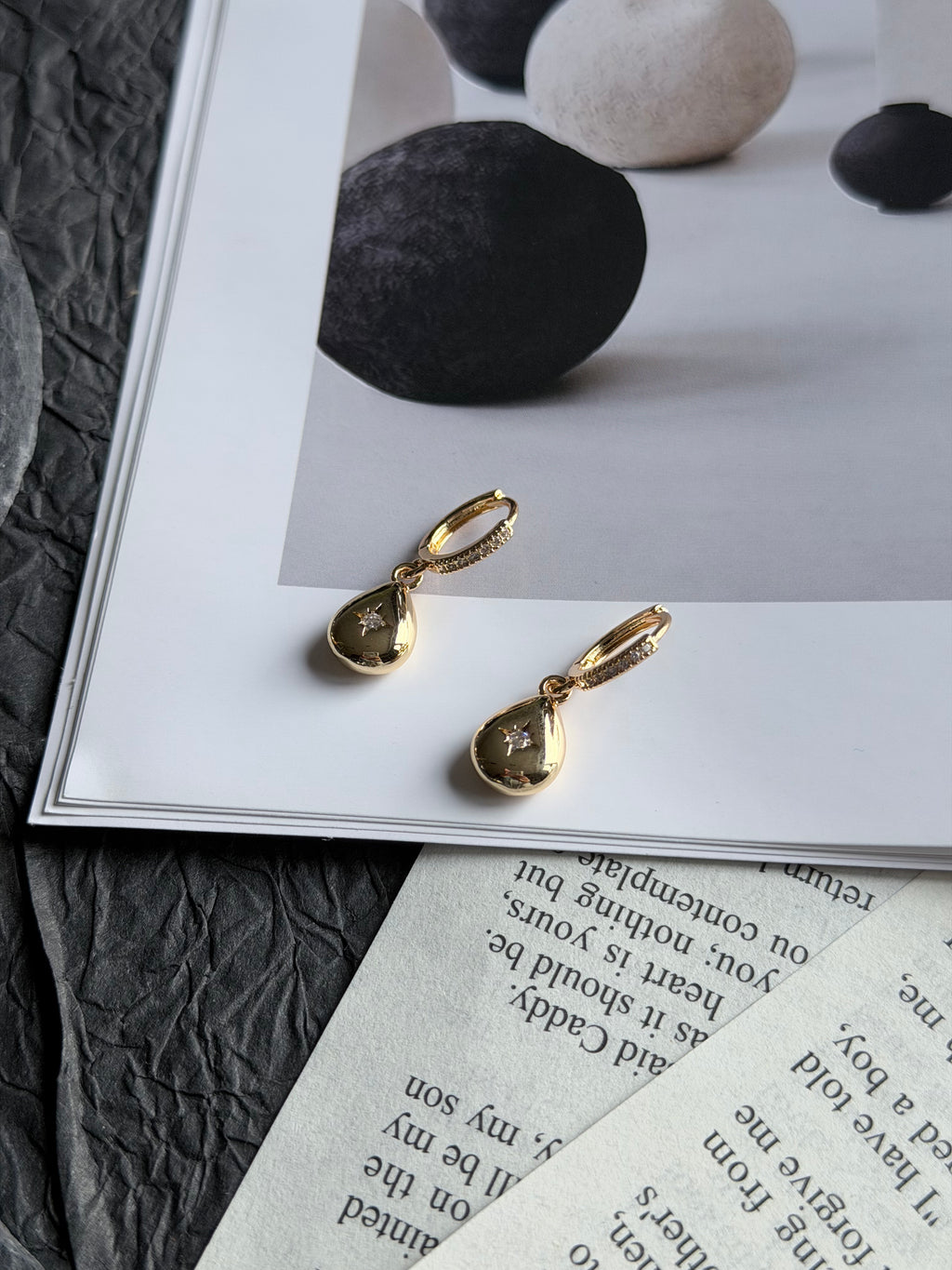 TT original-earring-Gold teardrop earrings | Small and versatile, perfect for everyday wear | Minimalist style