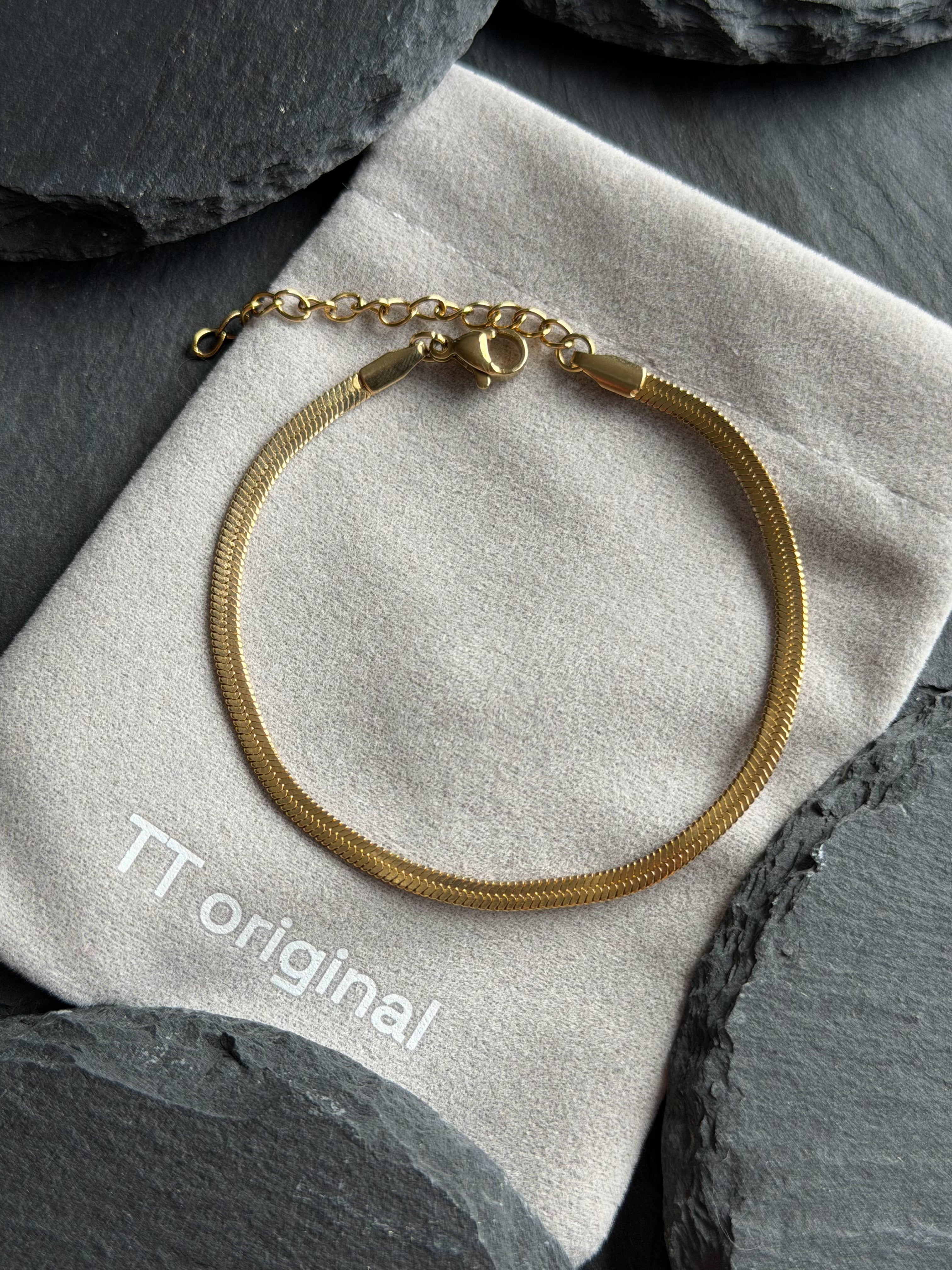 TT original-bracelet-Sophisticated layering accessory | Basic chain | Minimalist snake chain | French elegance bracelet | Mirror chain | Vintage sophistication