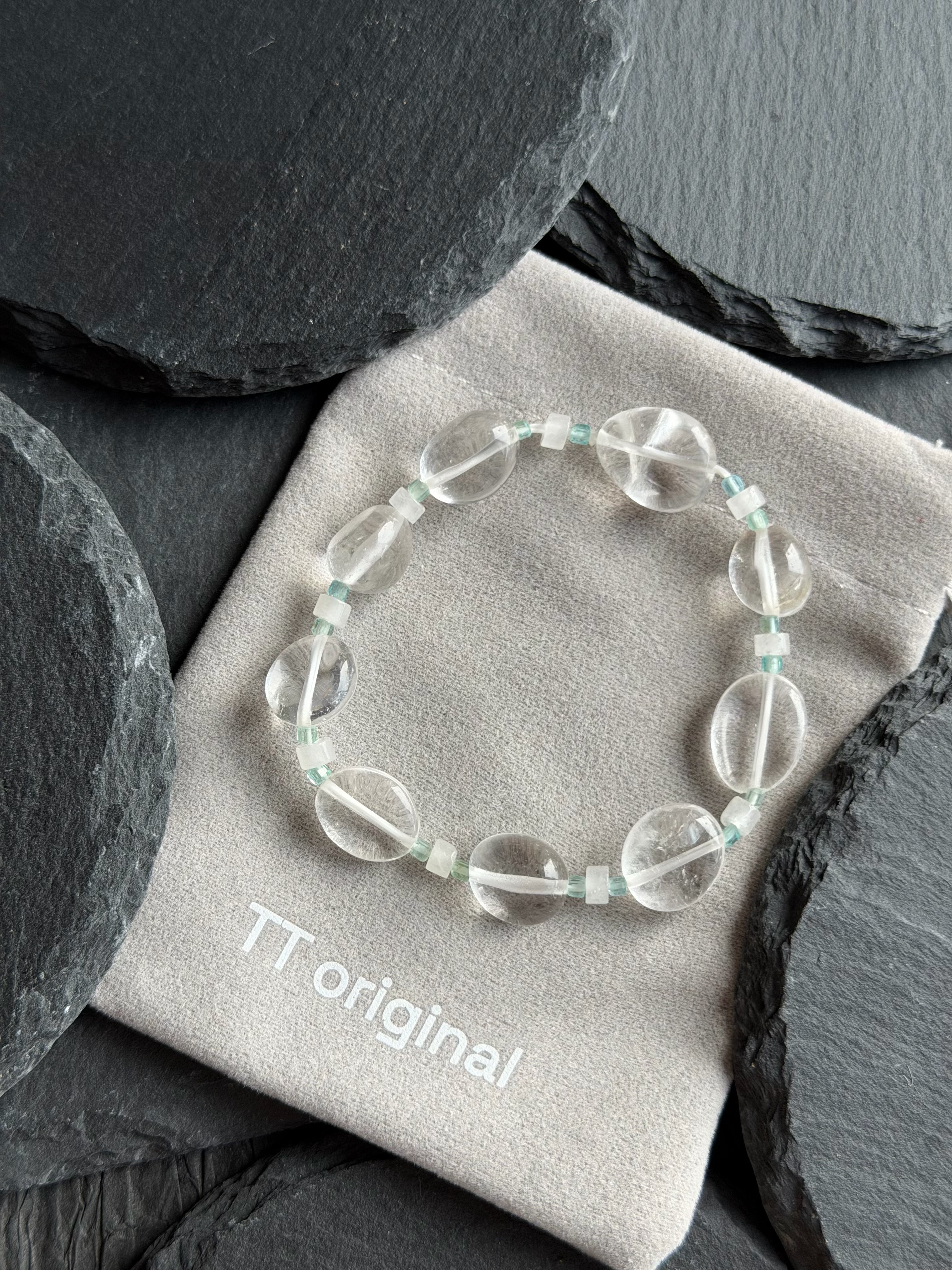 TT original-bracelet-White crystal bracelet | Elastic clasp design | Minimalist style | Energy symbol bracelet | Suitable for commuting and stacking.