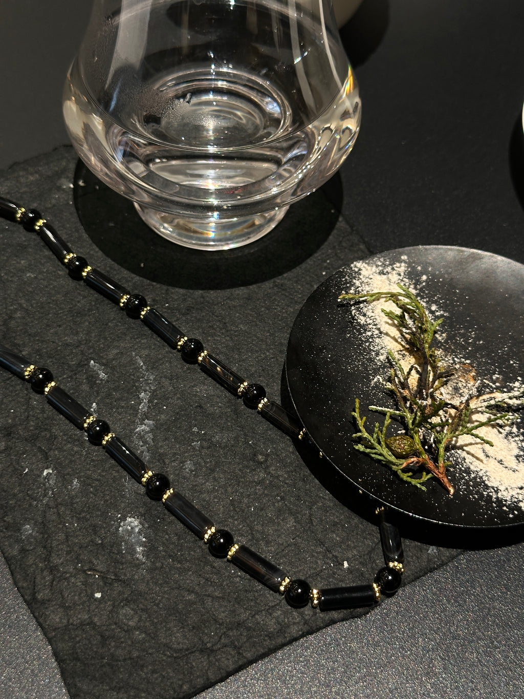Black and gold natural agate necklace