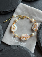 Handmade baroque pearl bracelet with gold wire