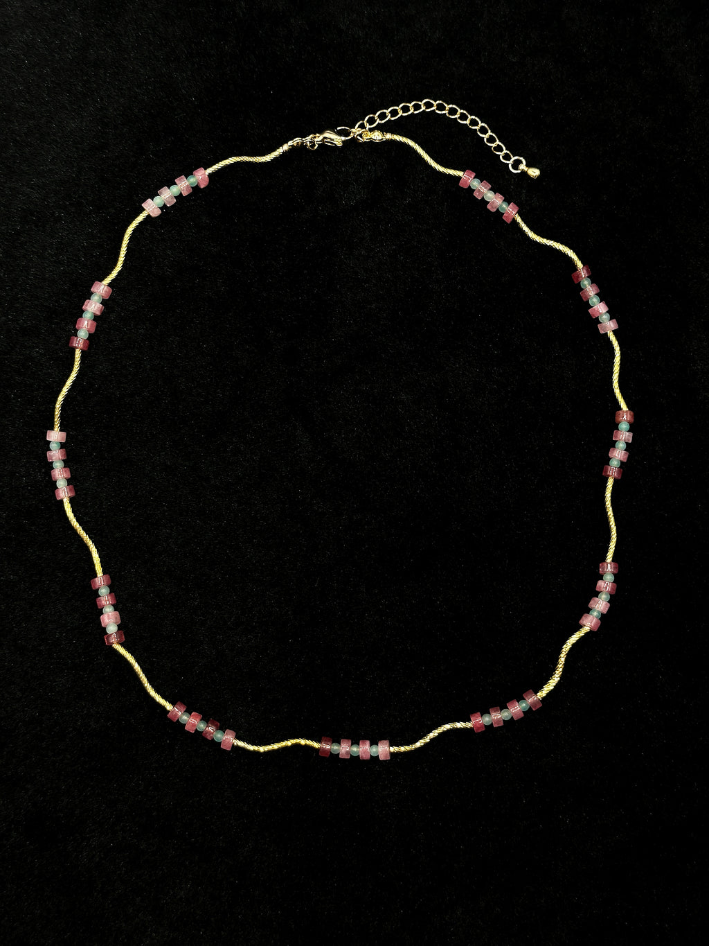 Rose quartz gold chain necklace