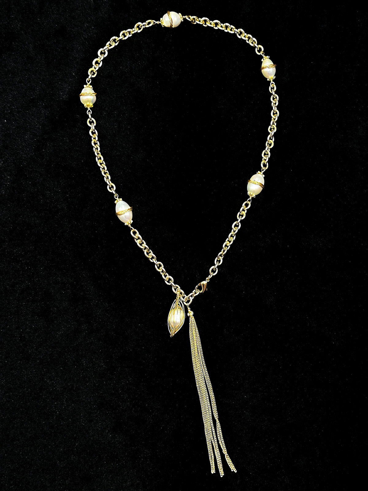 Vintage pearl tassel statement necklace with gold-tone chain